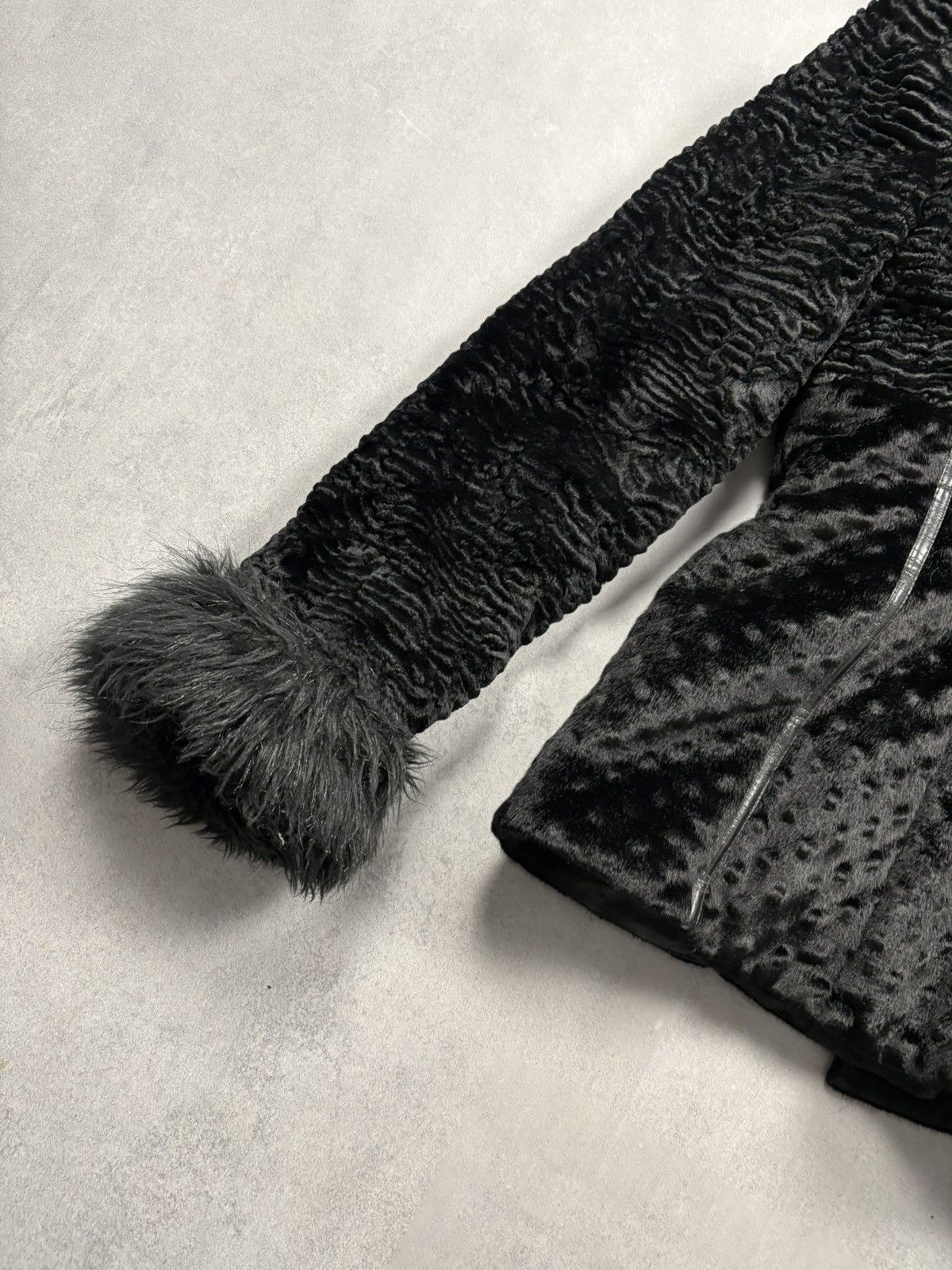 Vintage Vintage Karakul Lamb Fur Hooded Jacket With Faux Fur Trim S Size S / US 4 / IT 40 - 9 Thumbnail