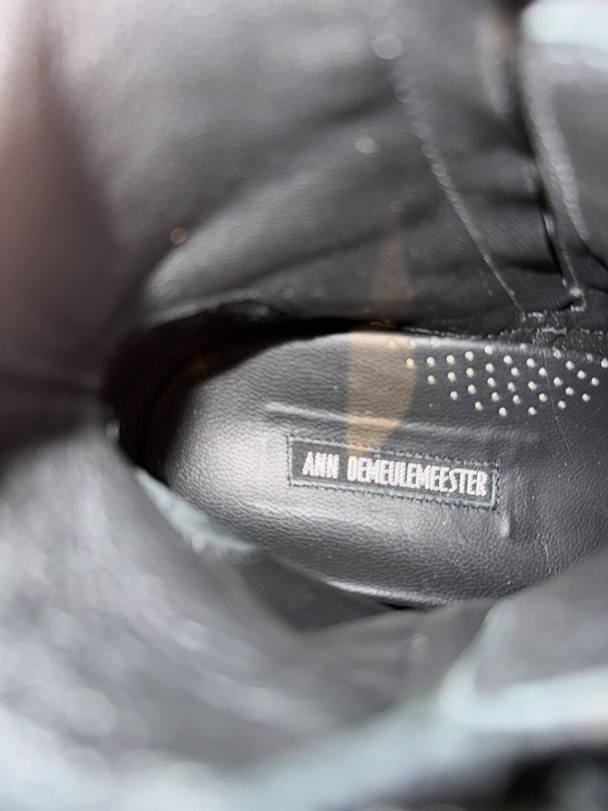 Ann Demeulemeester Ann Demeulemeester high top black suede trainers Size US 8 / IT 38 - 7 Thumbnail