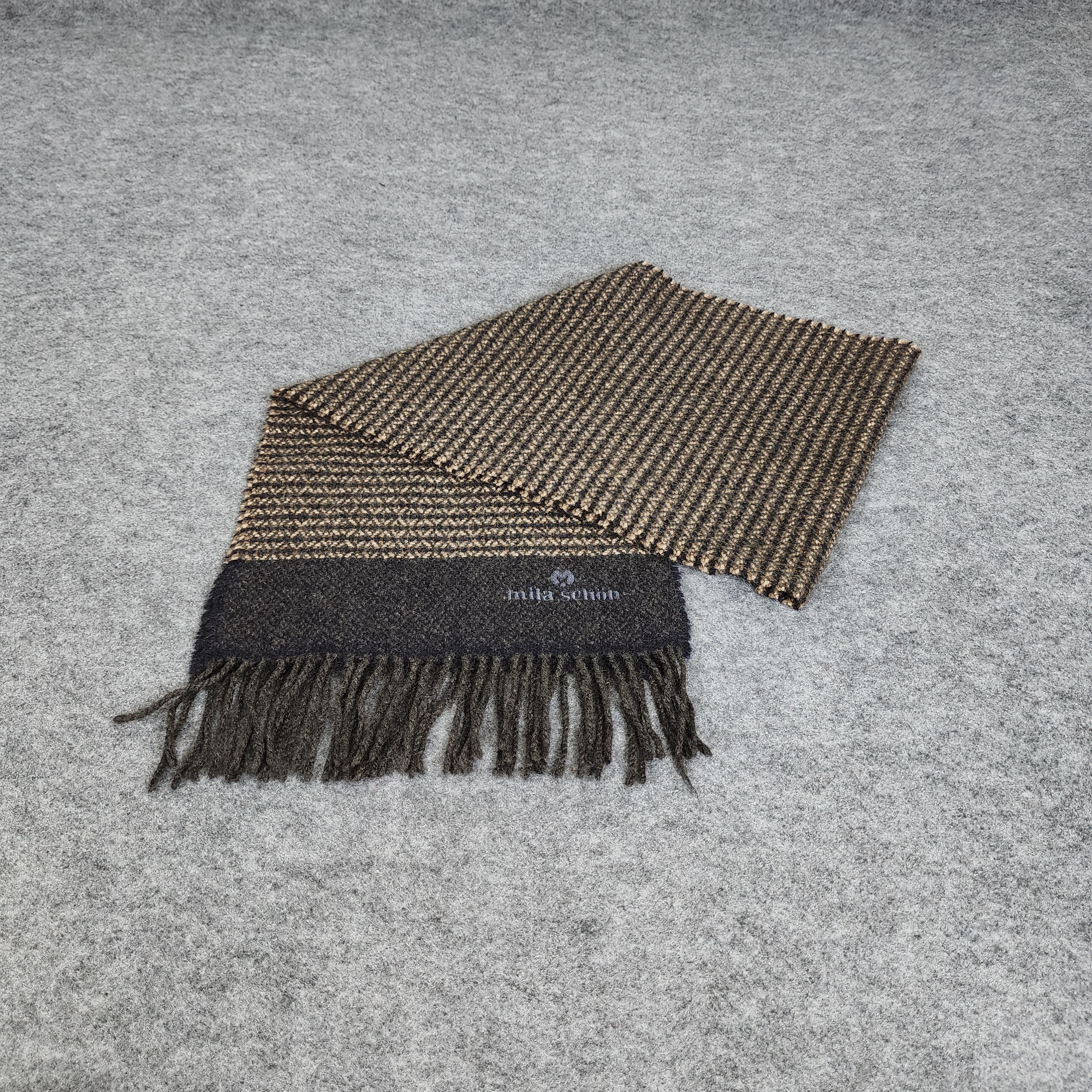 Mila Schon × Vintage Mila Schon Scarf # Muffler # Neckwear # D066 Size ONE SIZE - 4 Thumbnail