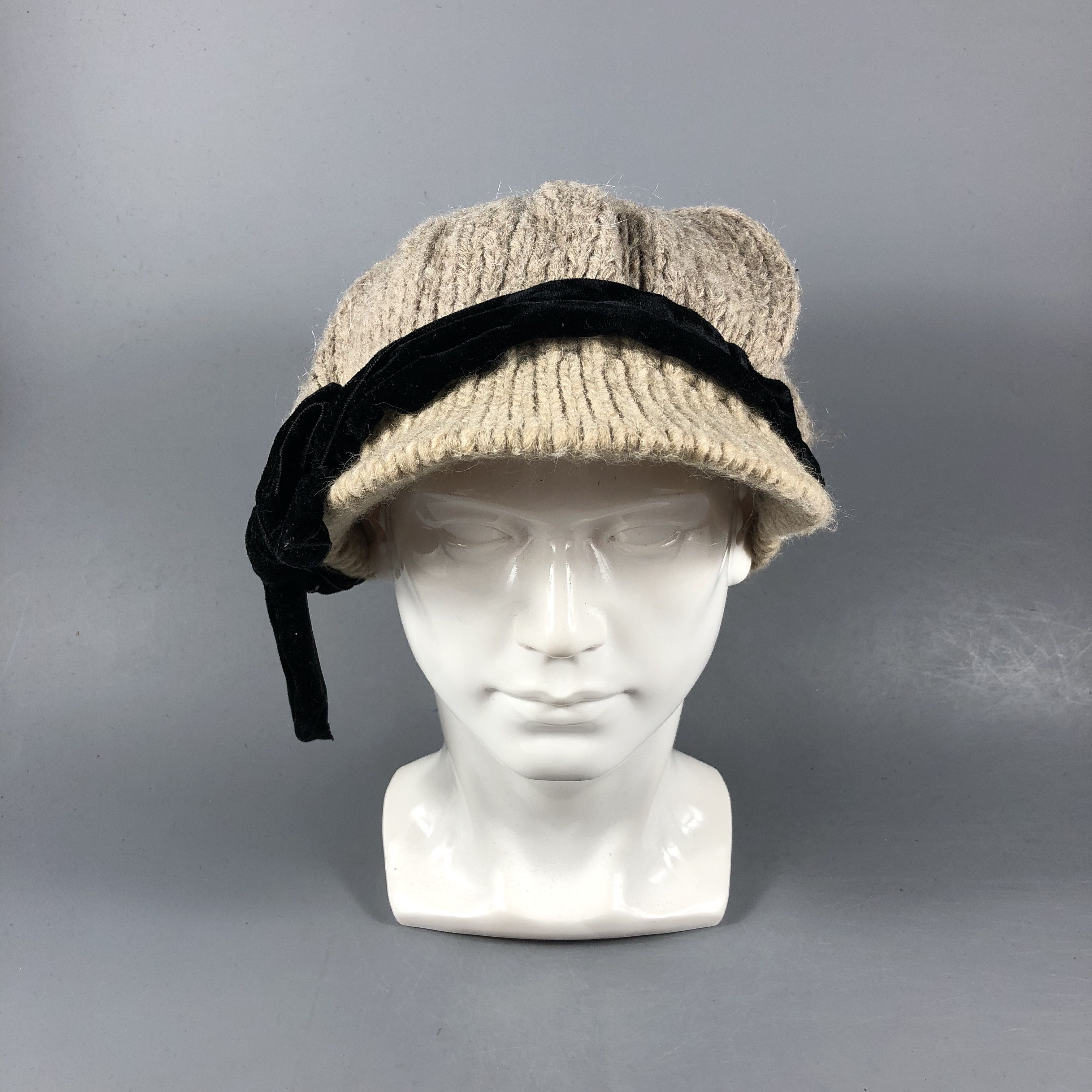 CA4LA CA4LA Knit Mohair Visor Hat Beanie Snowcap Snow Hat B829 Size ONE SIZE - 1 Thumbnail