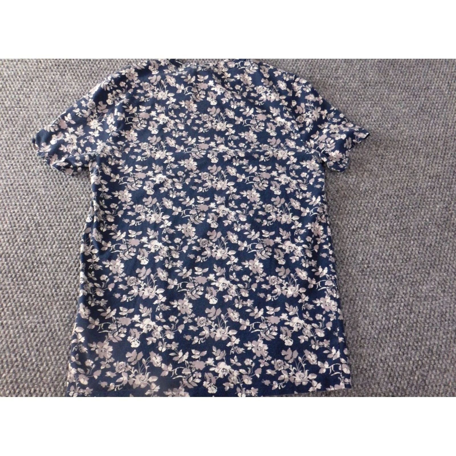 Express Express Womens Blouse S Blue Floral Graphic Tee Stretch Short Sleeve Crew Neck Pullover Cotton Spandex Casual Knit Shirt Regular Women Blouse Size S / US 4 / IT 40 - 7 Thumbnail