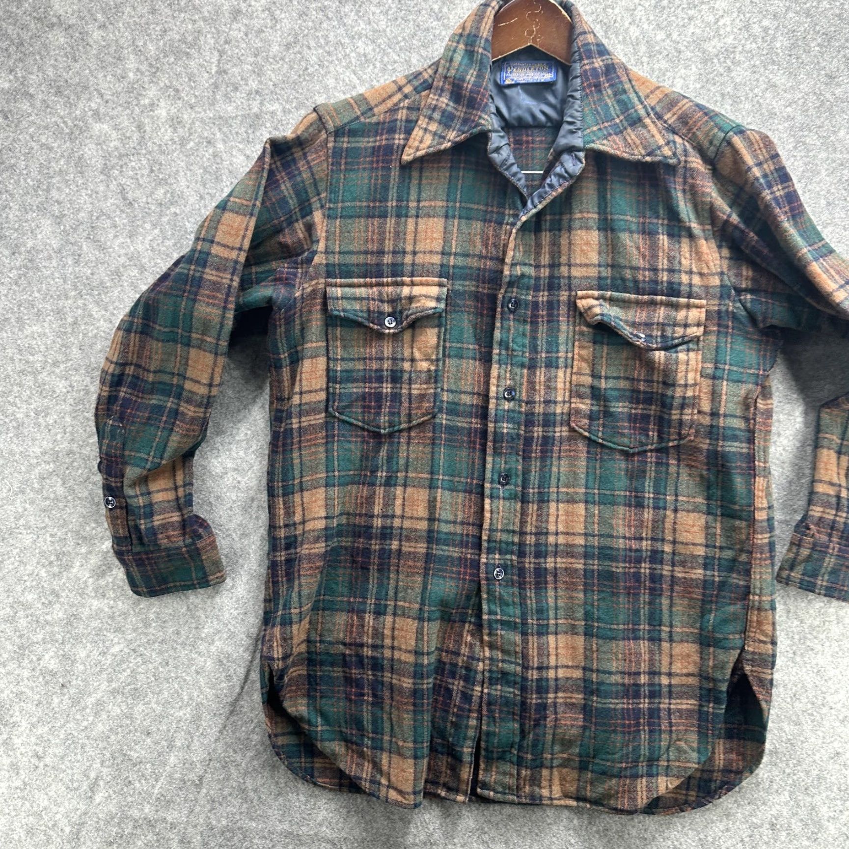 Pendleton VINTAGE Pendleton Jacket Mens L Green Brown Plaid Wool Lined Shirt 70s Size US L / EU 52-54 / 3 - 3 Thumbnail