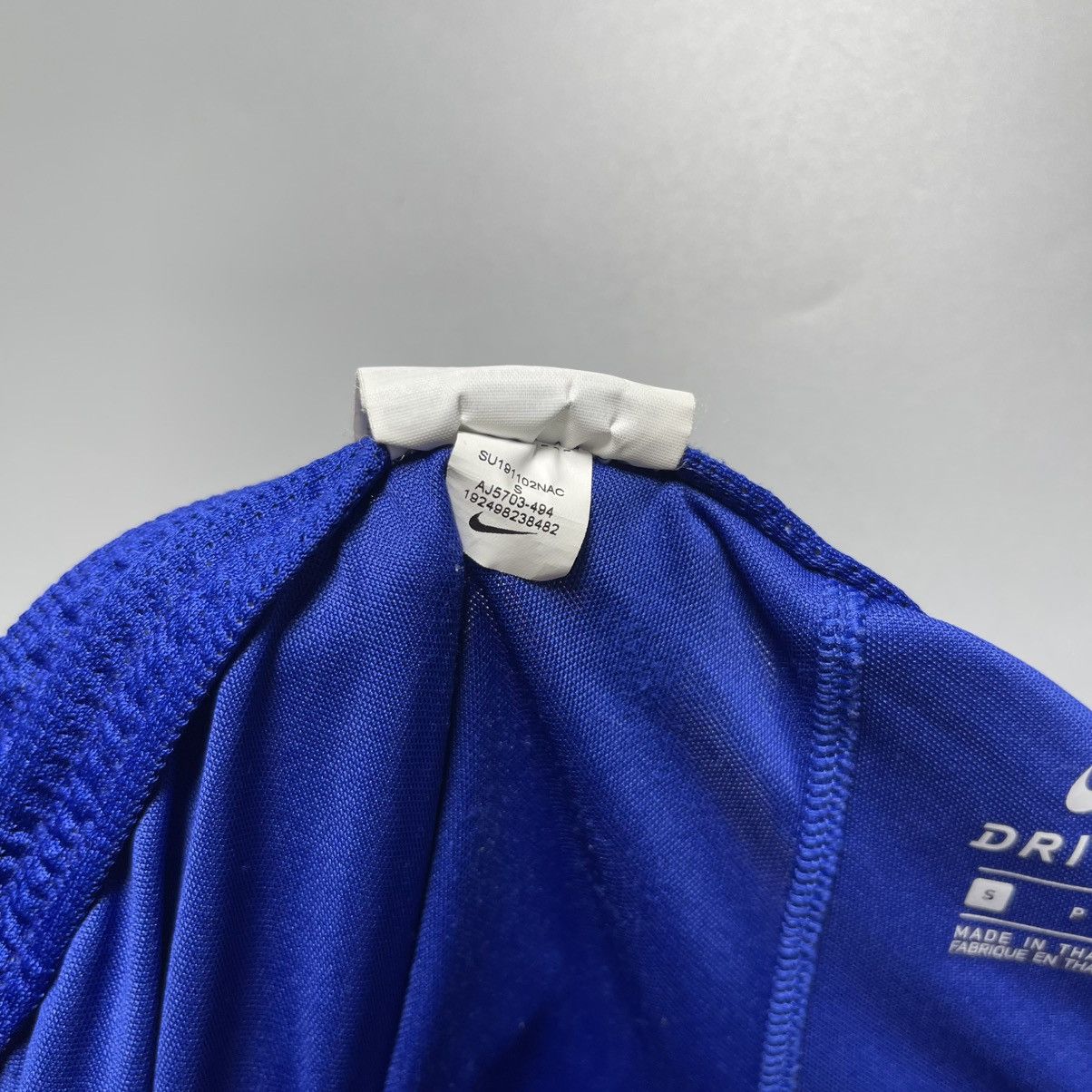 Adidas CHELSEA NIKE 2019/2020 FOOTBALL HOME SHORTS #7 KANTE Size US 29 - 6 Thumbnail