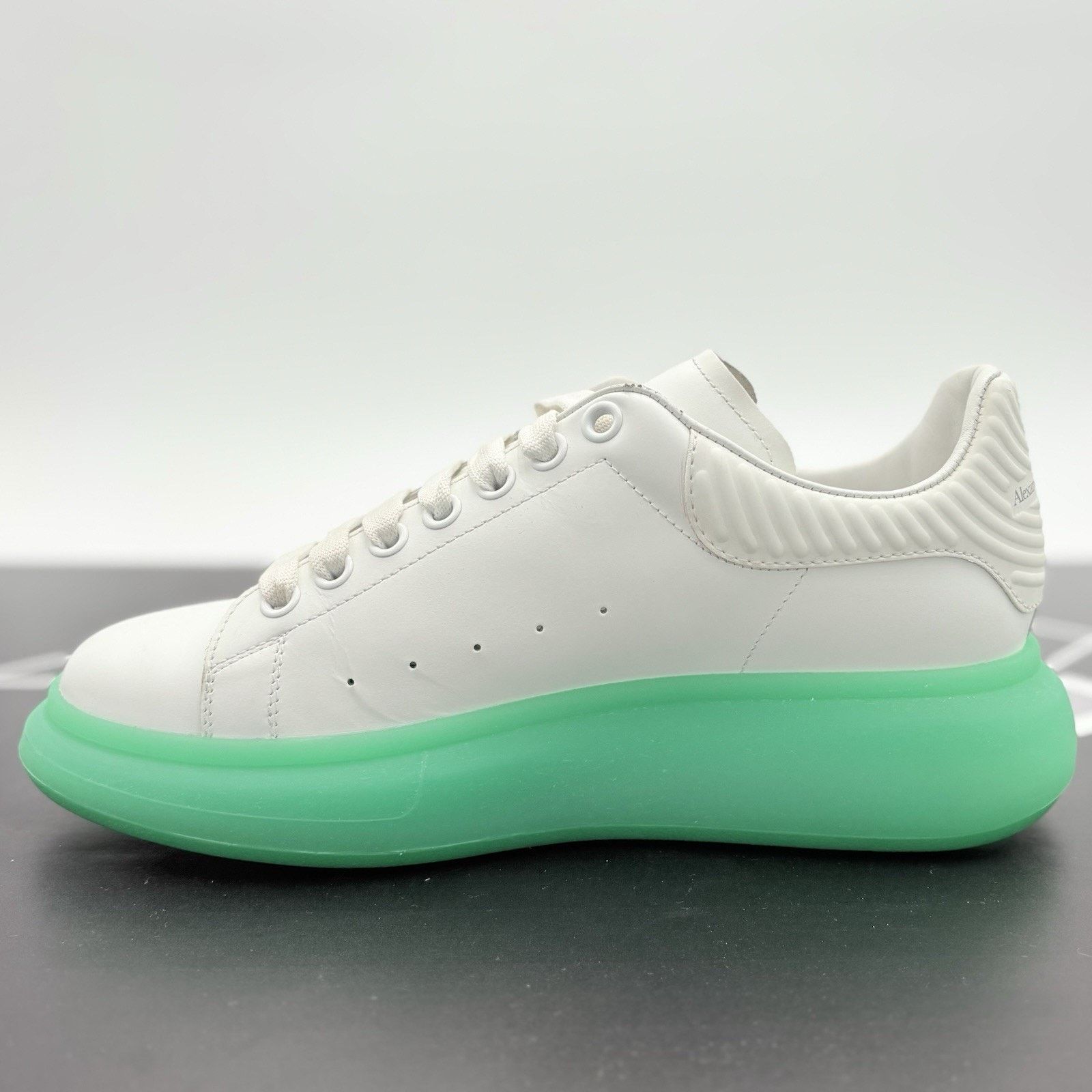 Alexander McQueen Alexander McQueen Oversized ' White Green Sole '| VERY CLEAN Size US 8 / EU 41 - 4 Thumbnail