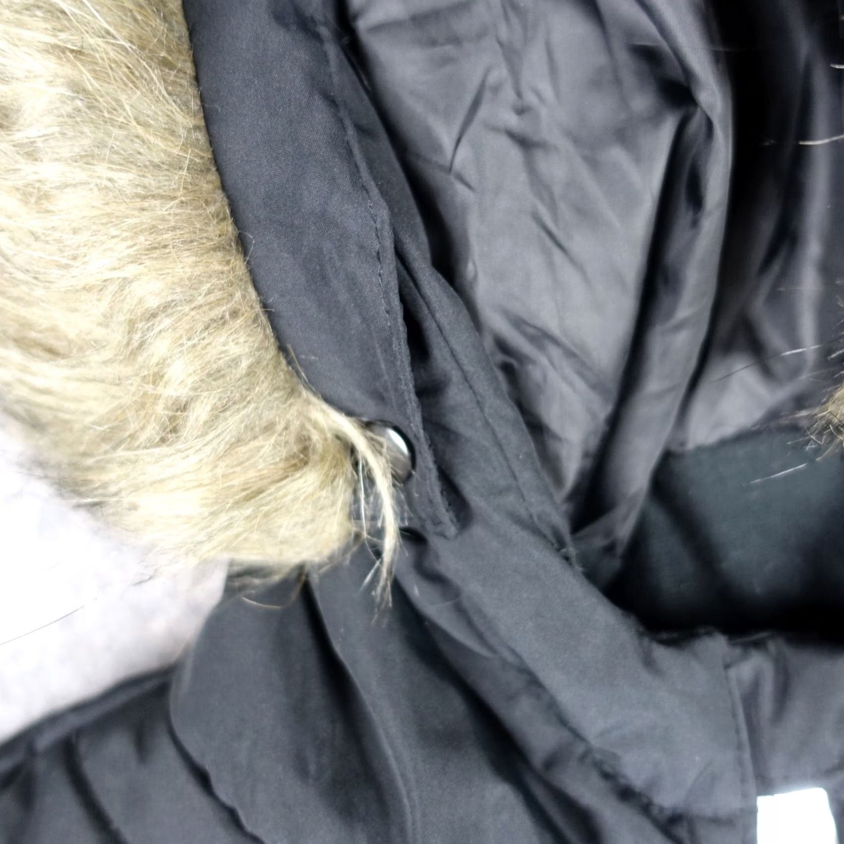 Spyder Spyder Jacket Womens Small Black Coat Faux Fur Hood Trim Snow Winter Parka Puff Coat Jacket Parka Hooded Lined Pockets Womens Size S / US 4 / IT 40 - 3 Thumbnail
