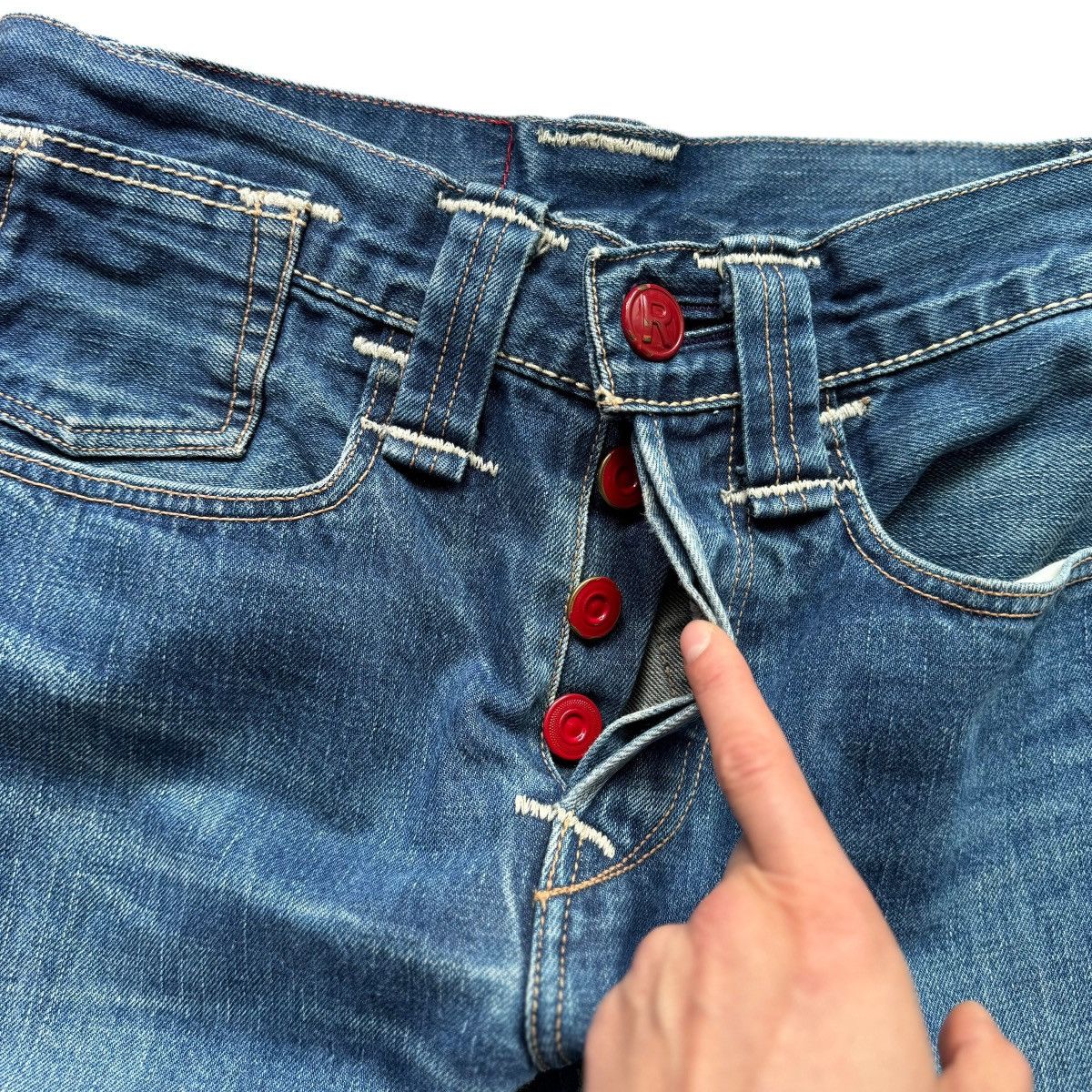 Levi's INSANE 1 of 1 Red Tab Levi’s engineered jeans buckleback y2k Size US 31 - 11 Thumbnail