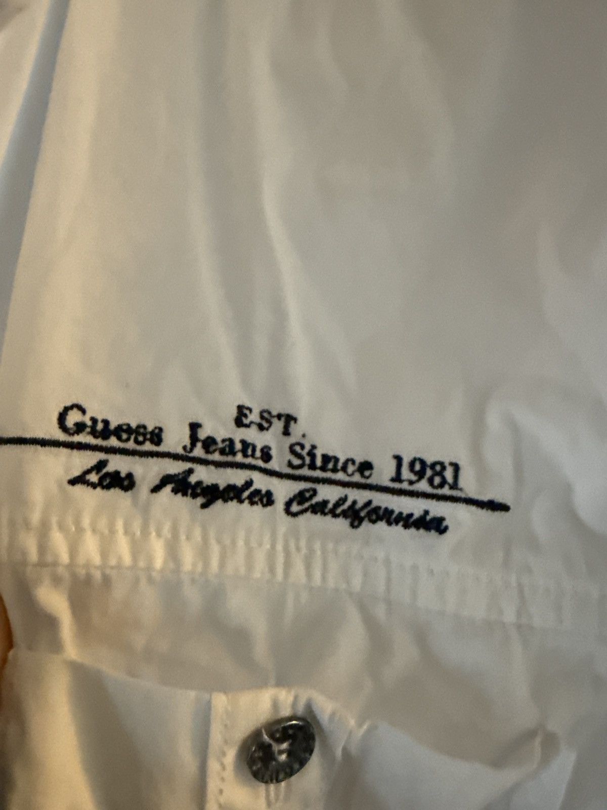 Guess Guess dress shirt with regal embroidery on back Size US M / EU 48-50 / 2 - 3 Thumbnail