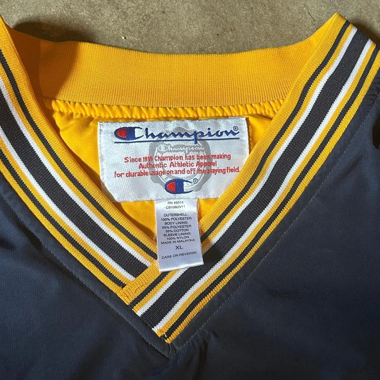 Champion Vintage Navy and yellow Champion US Navy windbreaker Size US XL / EU 56 / 4 - 6 Thumbnail
