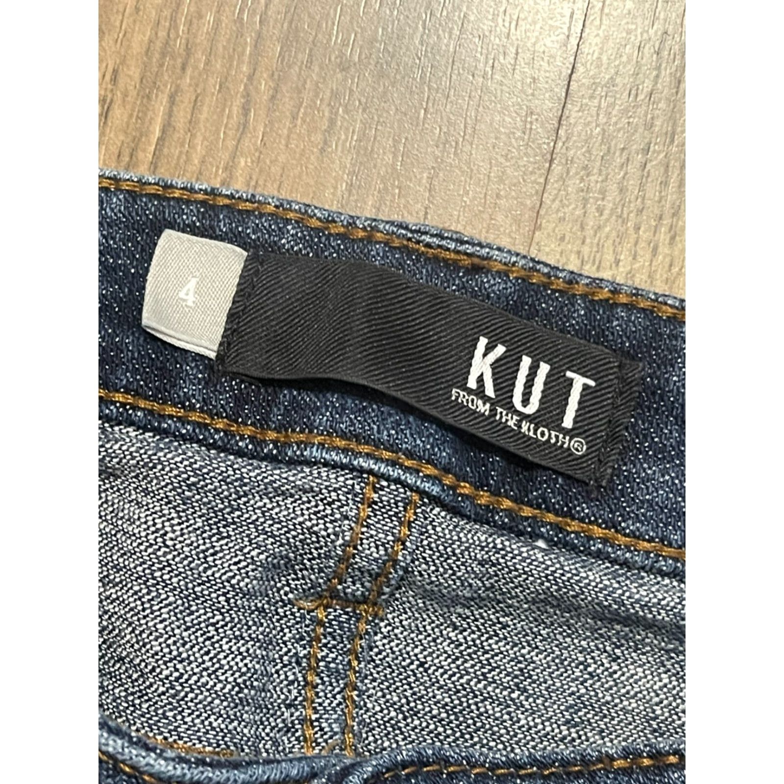 Vintage KUT from the Kloth Jeans Women's Size 4 Blue Denim Catherine Boyfriend Size 27" / US 4 / IT 40 - 6 Thumbnail