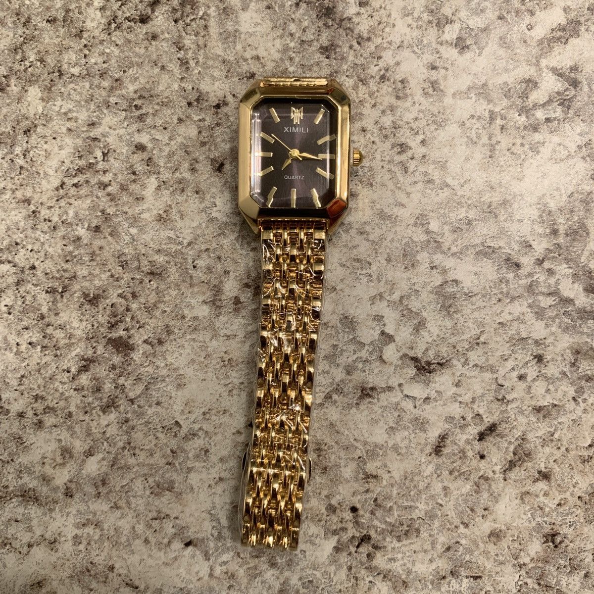 Other Gold analogue quartz watch with black face watch Size ONE SIZE - 1 Thumbnail