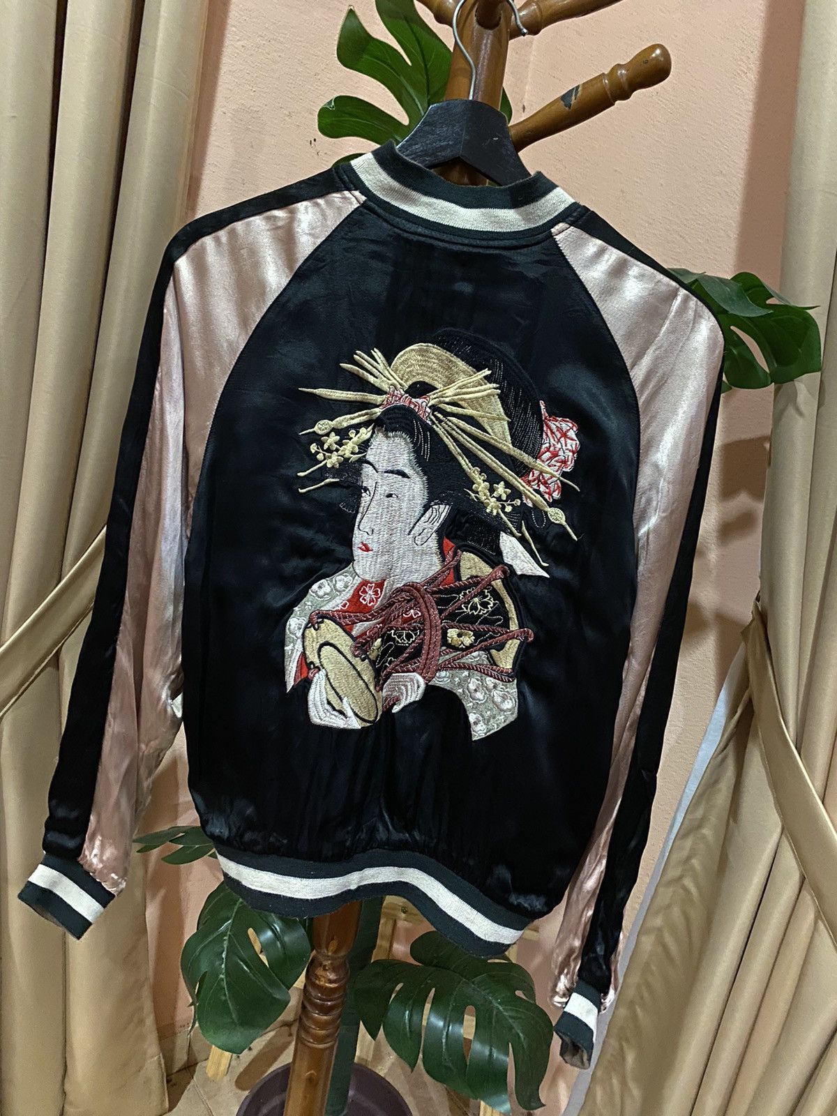 Other SUKAJAN BACK STREET CRAWLER SOUVENIR REVERSIBLE RAYON JACKET Size US S / EU 44-46 / 1 - 6 Thumbnail