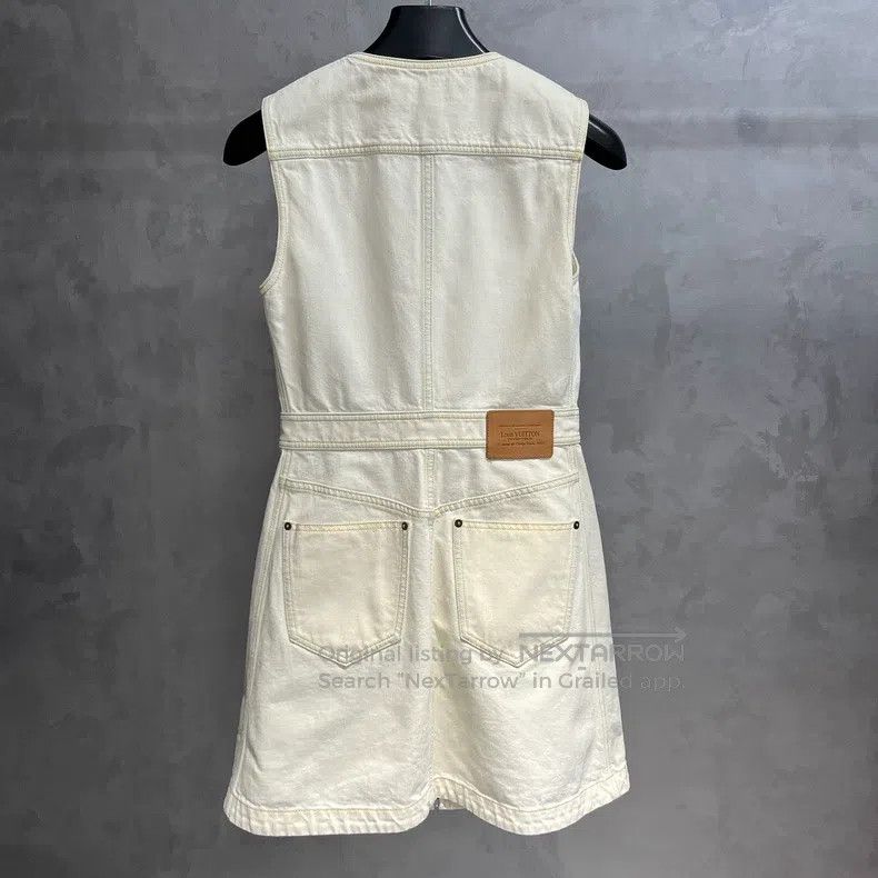 Louis Vuitton Louis Vuitton White Solid Crew Neck A-Line Sleeveless Dres Size XS / US 0-2 / IT 36-38 - 5 Thumbnail