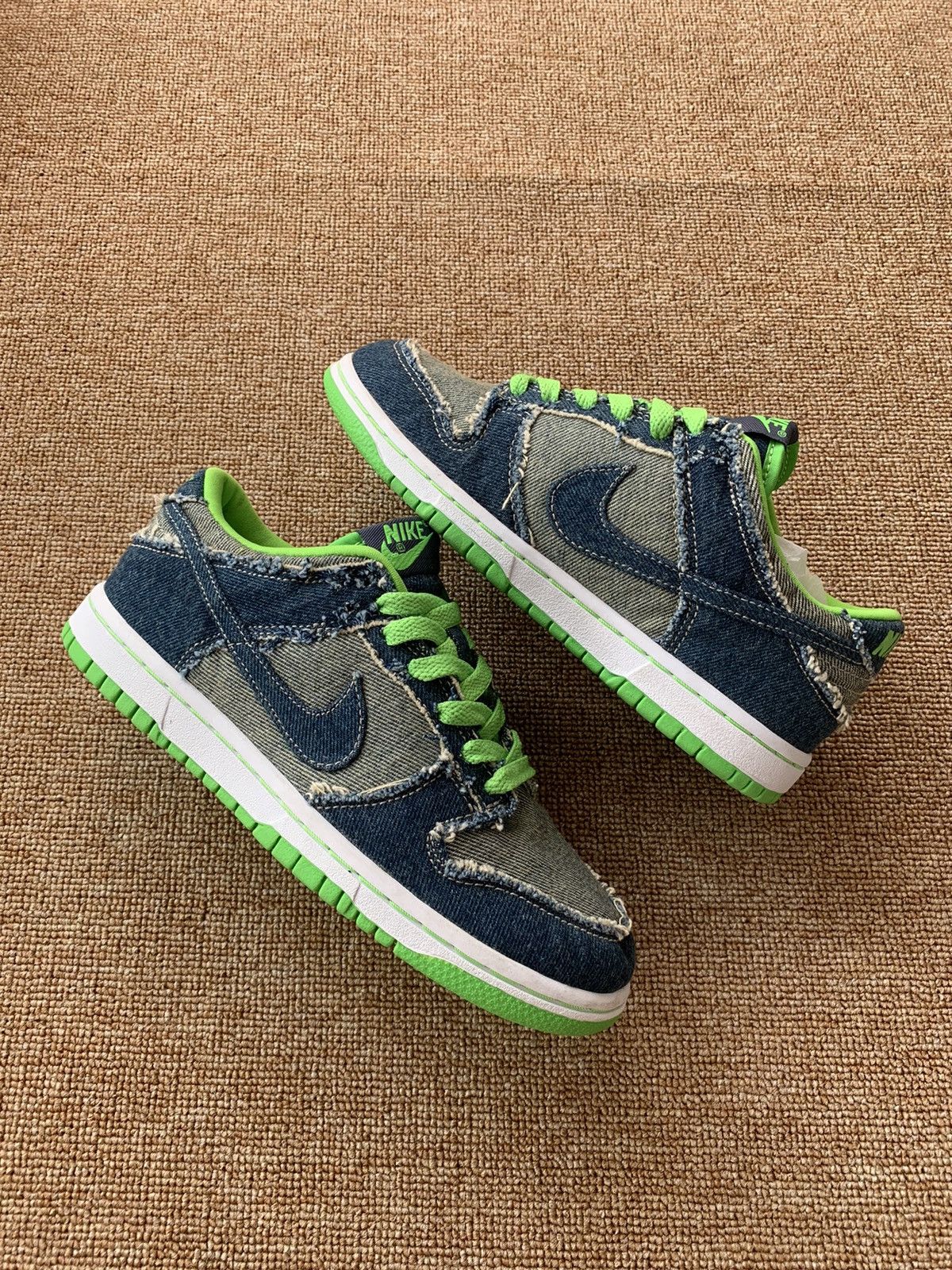 Nike Hulks Denims and Black Pigeons bundling Size US 9 / EU 42 - 10 Thumbnail