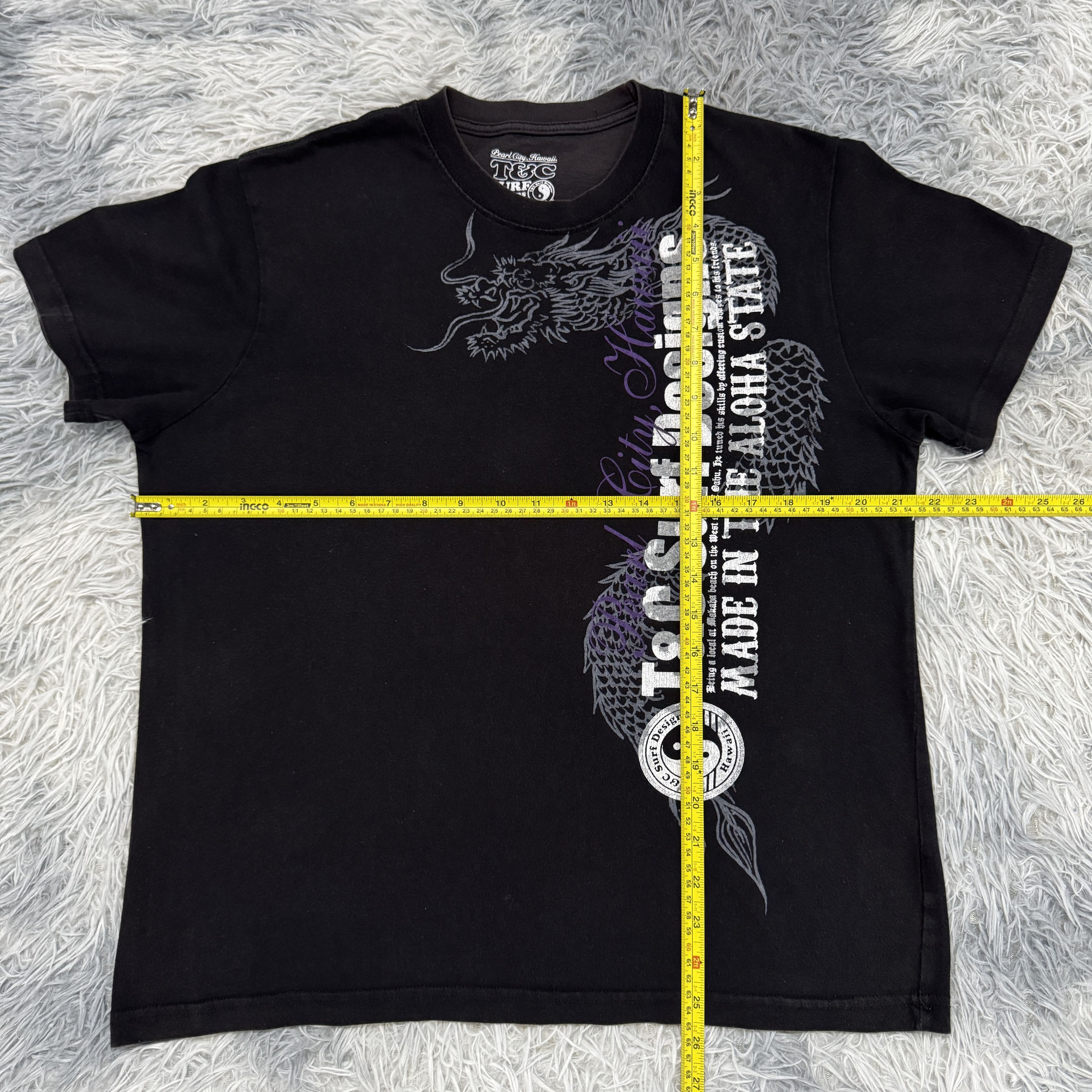 Vintage Vintage 00s T&C Surf Design Hawaii Dragon Backhit Tshirt Size US M / EU 48-50 / 2 - 6 Thumbnail