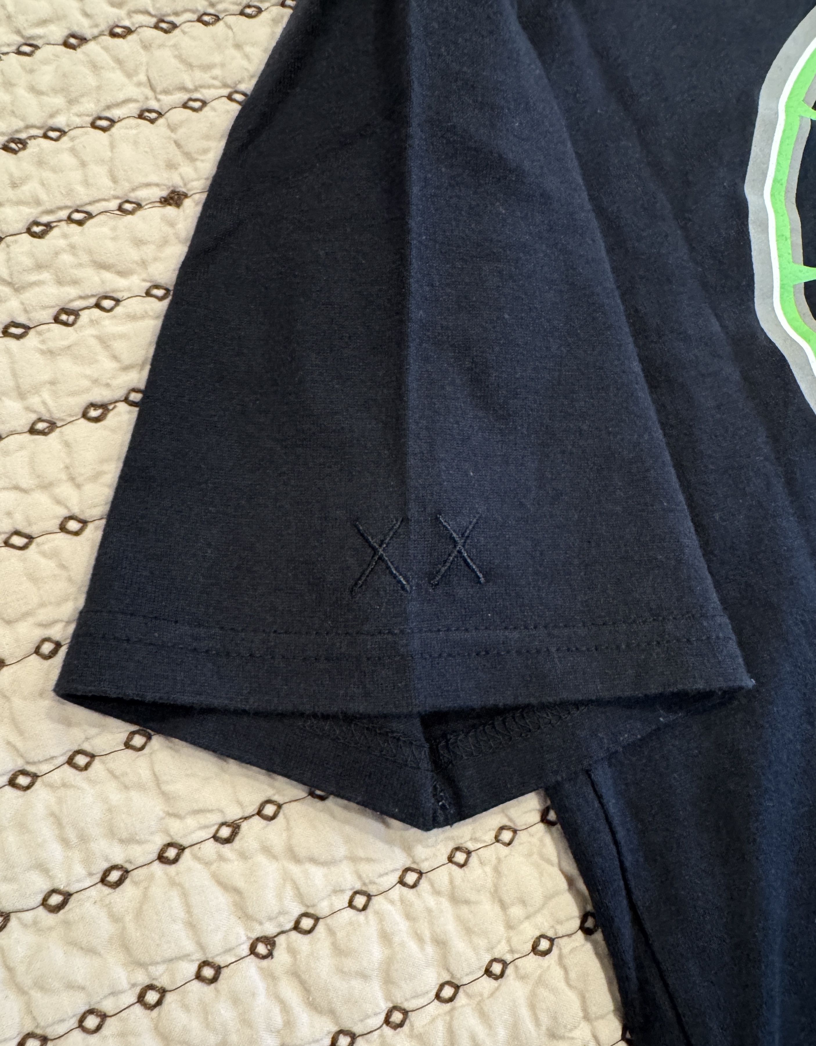 Kaws KAWS ORIGINAL FAKE x NEIGHBORHOOD T-SHIRT BLACK SZ 2 Size US M / EU 48-50 / 2 - 3 Thumbnail
