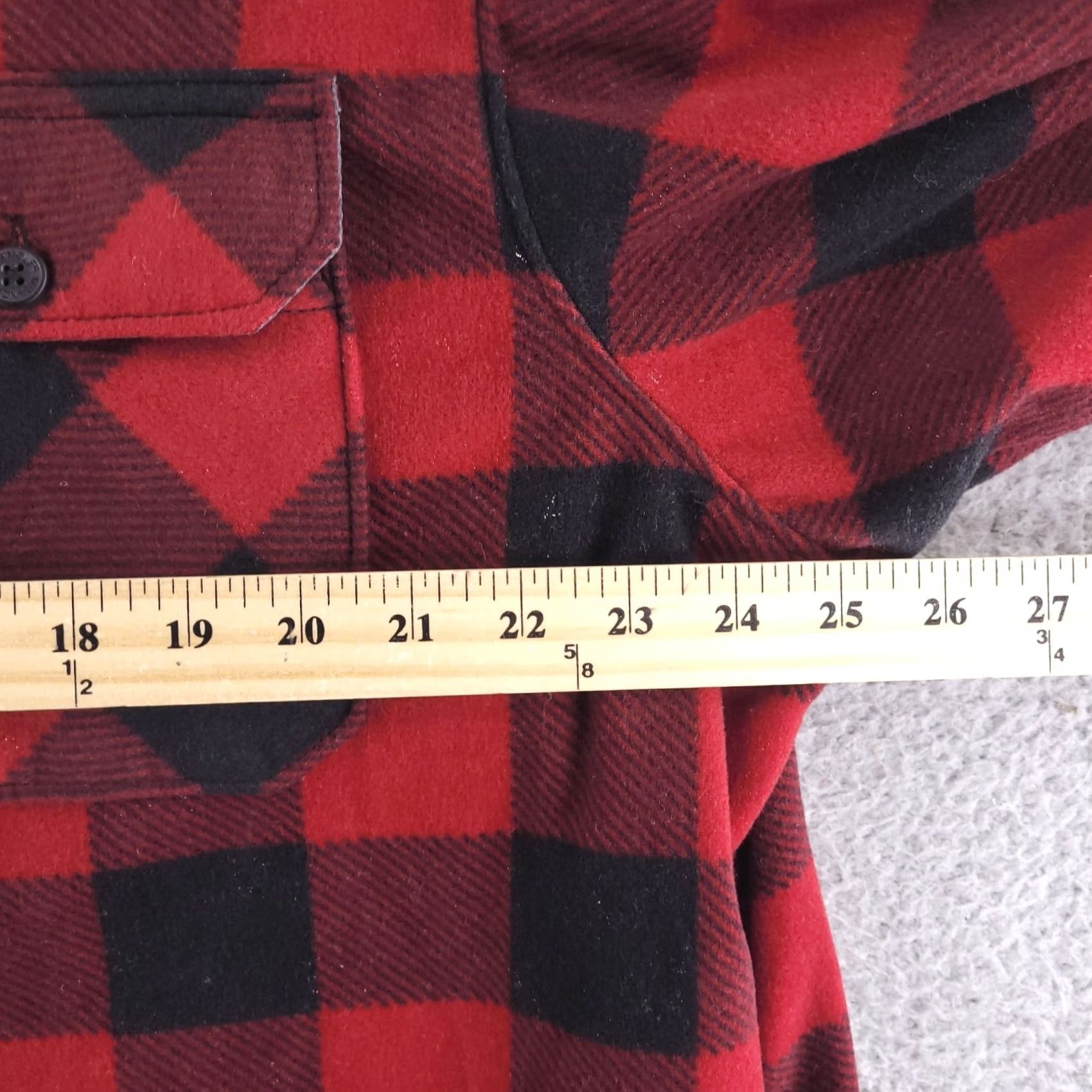 Wrangler Wrangler Shirt Mens XL Red Plaid Flannel Polyester Button-Up Long Sleeve Overshirt Size US XL / EU 56 / 4 - 5 Thumbnail