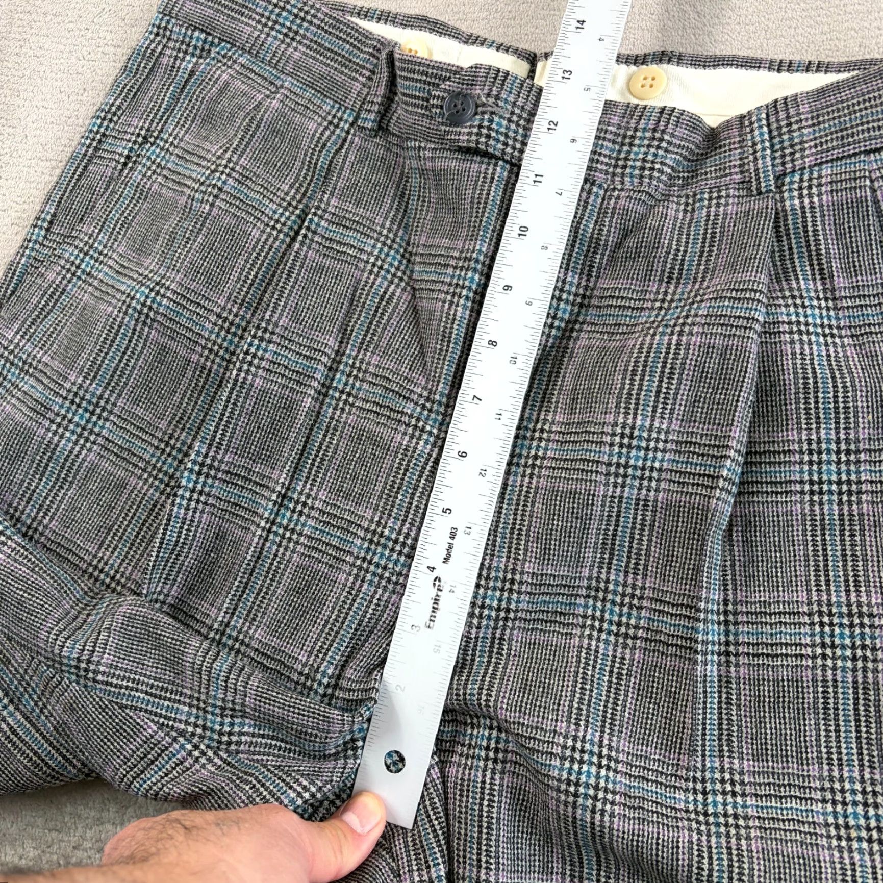 Vintage VINTAGE Cadbury 80s Pleated Cuffed Pants Men 33x31 Grey Glen Check 100% Wool USA Dress Pants with Suspender Buttons Size US 33 - 6 Thumbnail
