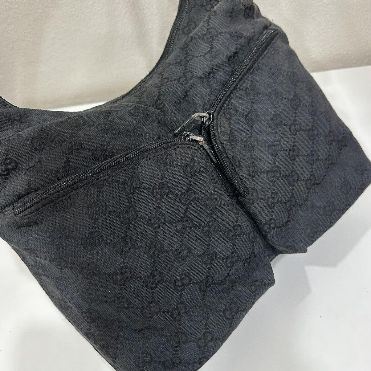 Gucci ‼️YES‼️ GUCCI BLACK SLOUCHY GG MONOGRAM HOBO BAG Size ONE SIZE - 4 Thumbnail