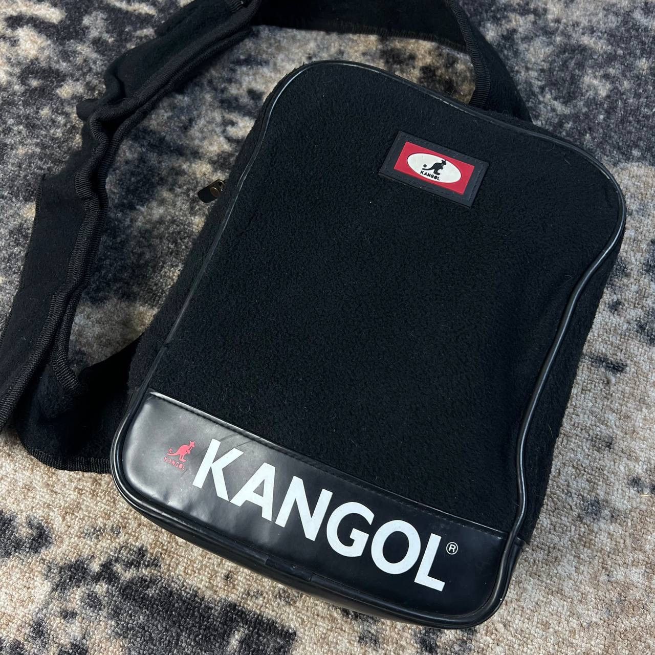 Kangol Kangol Big Logo Vintage Y2K Fleece Sling Bag Size ONE SIZE - 3 Thumbnail