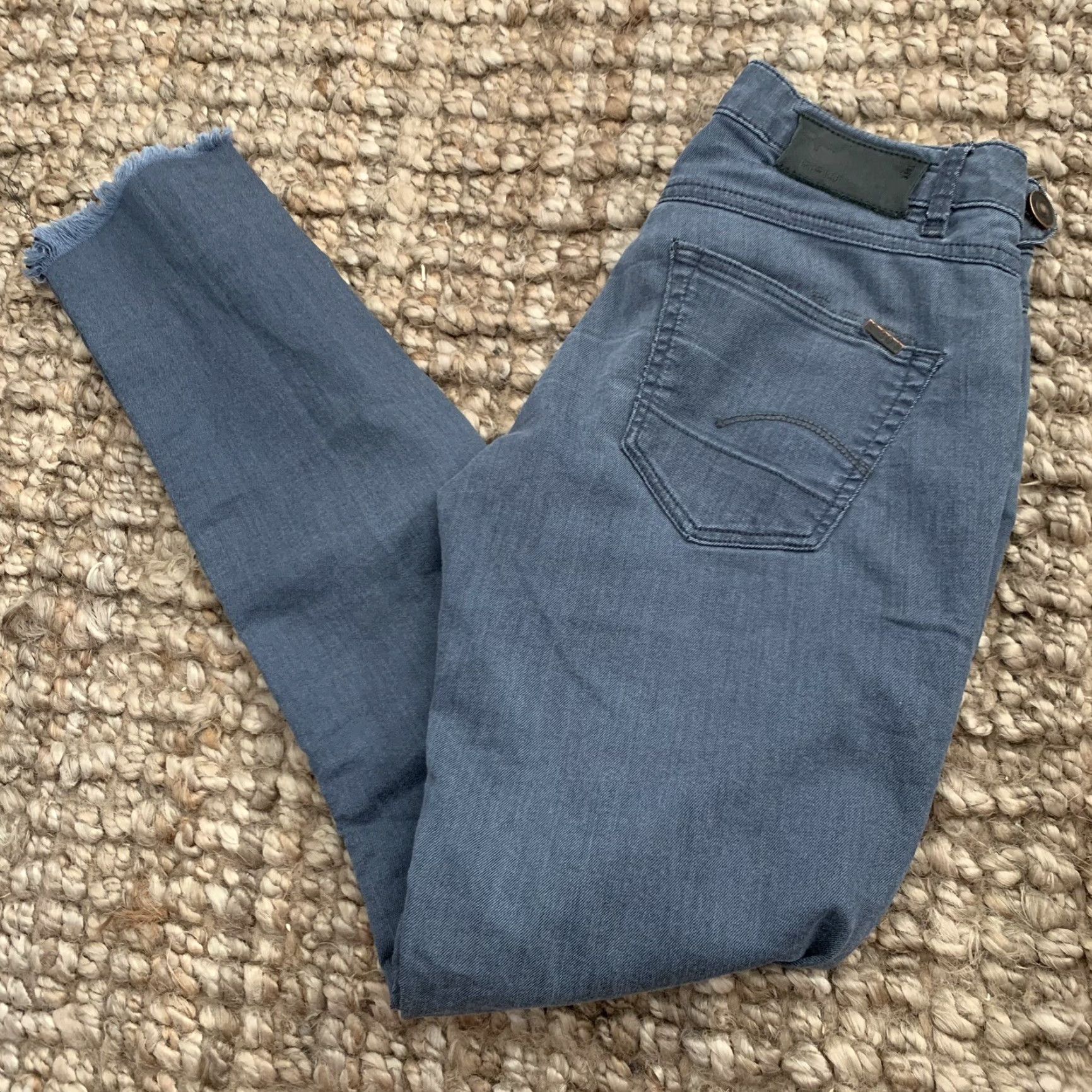 Vintage G-STAR RAW Jeans Womens Denim 3301 Super Skinny 26x27 Side Zip Blue Gray Raw Hem Size 26" / US 2 / IT 38 - 5 Thumbnail