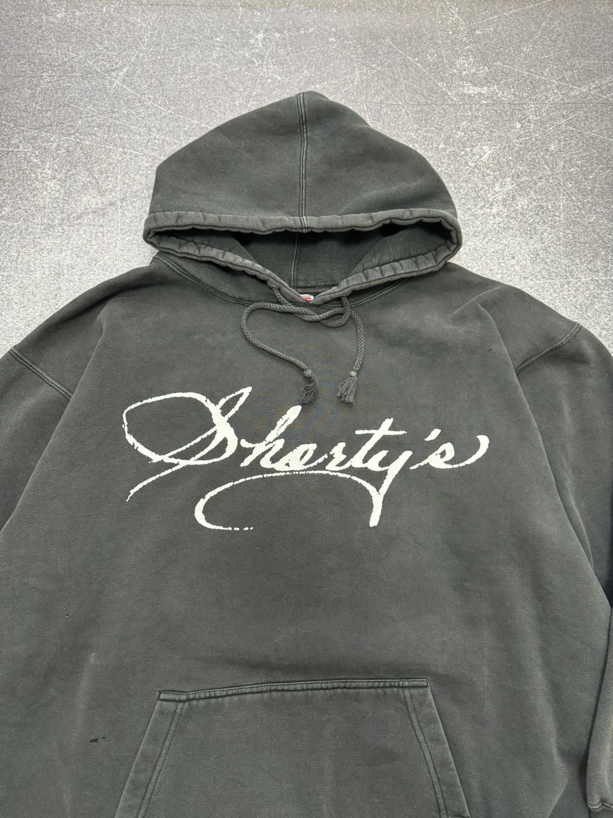 Shorty's Skateboards Shorty’s Skateboard Thrashed Faded Black Logo Hoodie Vintage Size US XL / EU 56 / 4 - 9 Thumbnail
