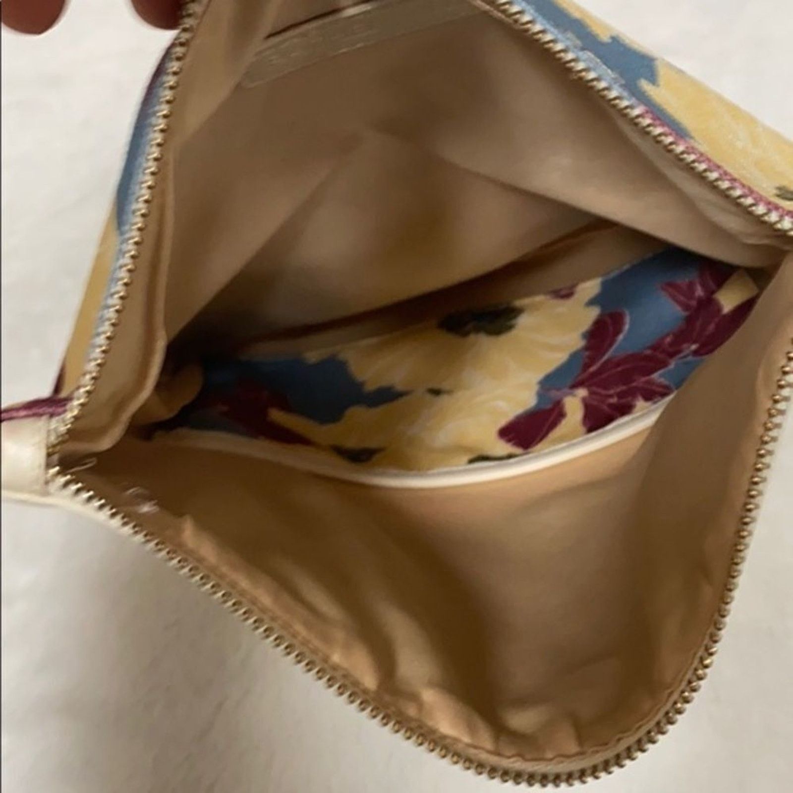 Other Chic Floral Print Fold-Over Clutch | Sz OS Size ONE SIZE - 7 Thumbnail