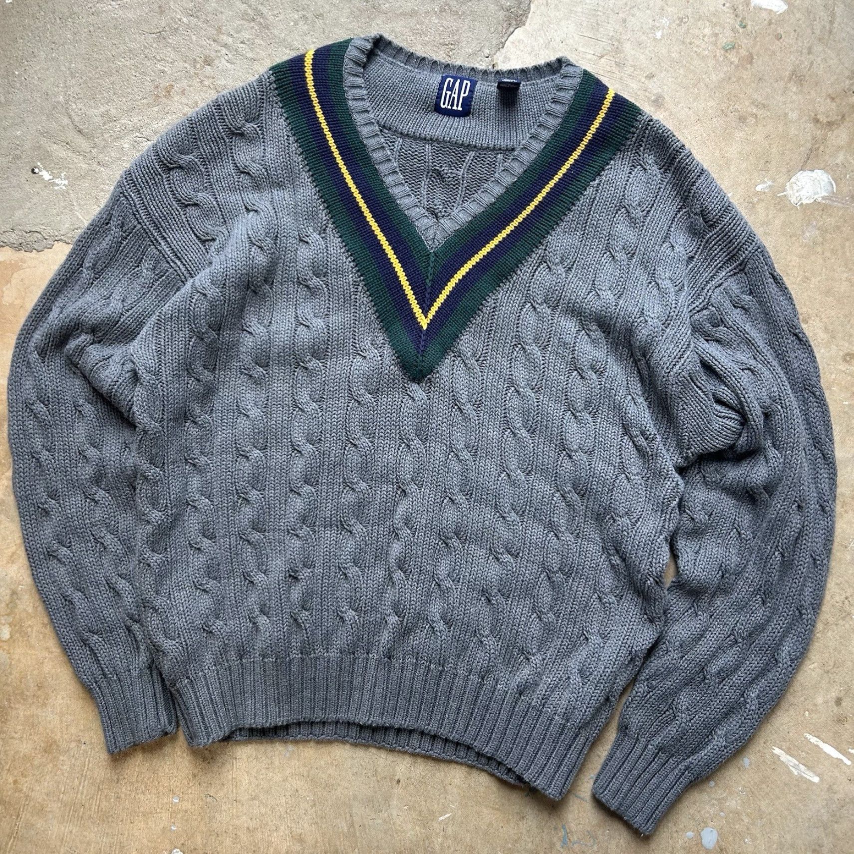 Gap VINTAGE Gap Cable Knit Cr icket Tennis Pullover V-Neck Sweater Heavyweight Large Size US L / EU 52-54 / 3 - 2 Thumbnail