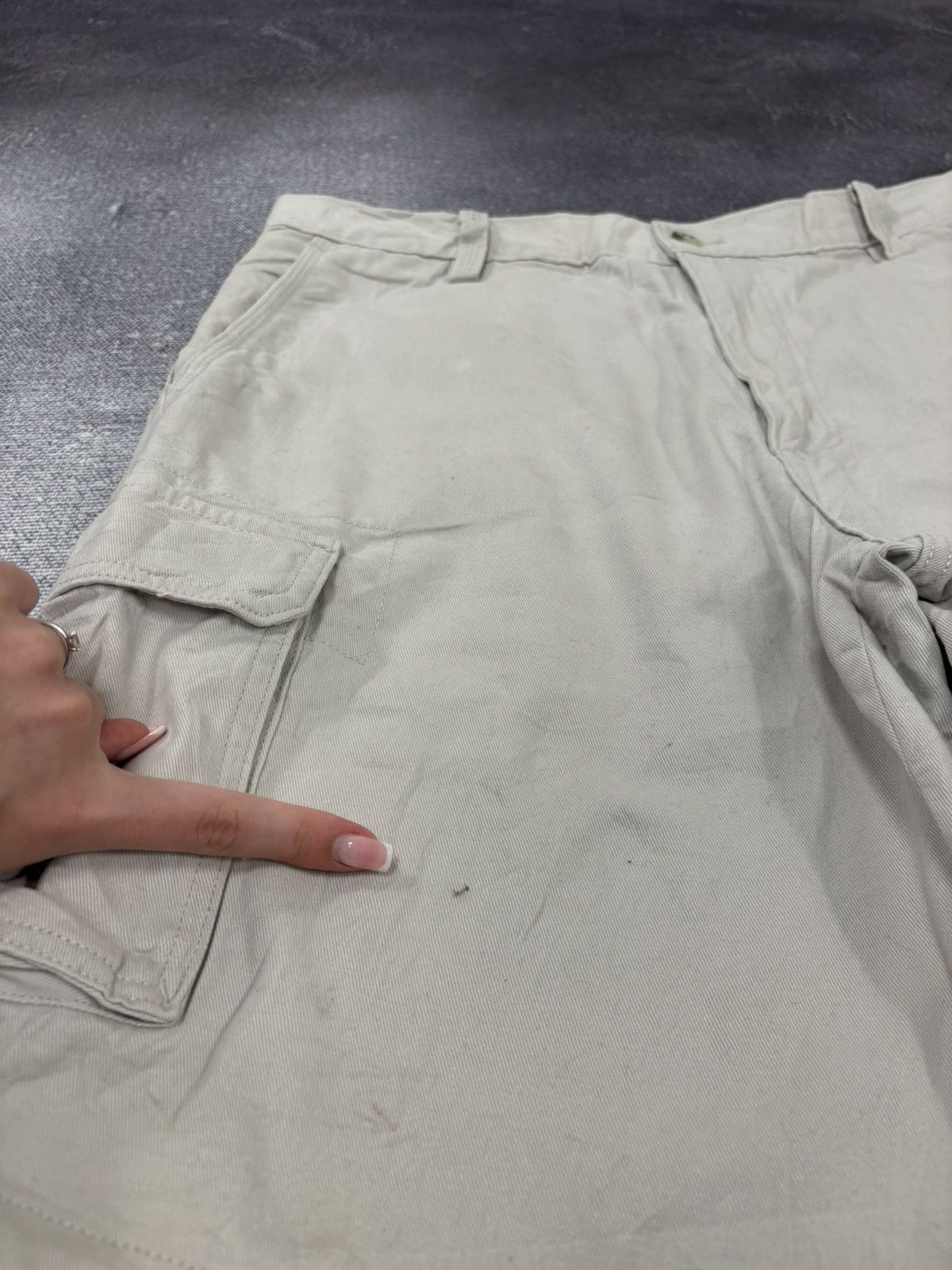 Dockers Vintage Dockers 2000s Y2K Beige Hype Utility Cargo Shorts Size US 36 / EU 52 - 4 Thumbnail