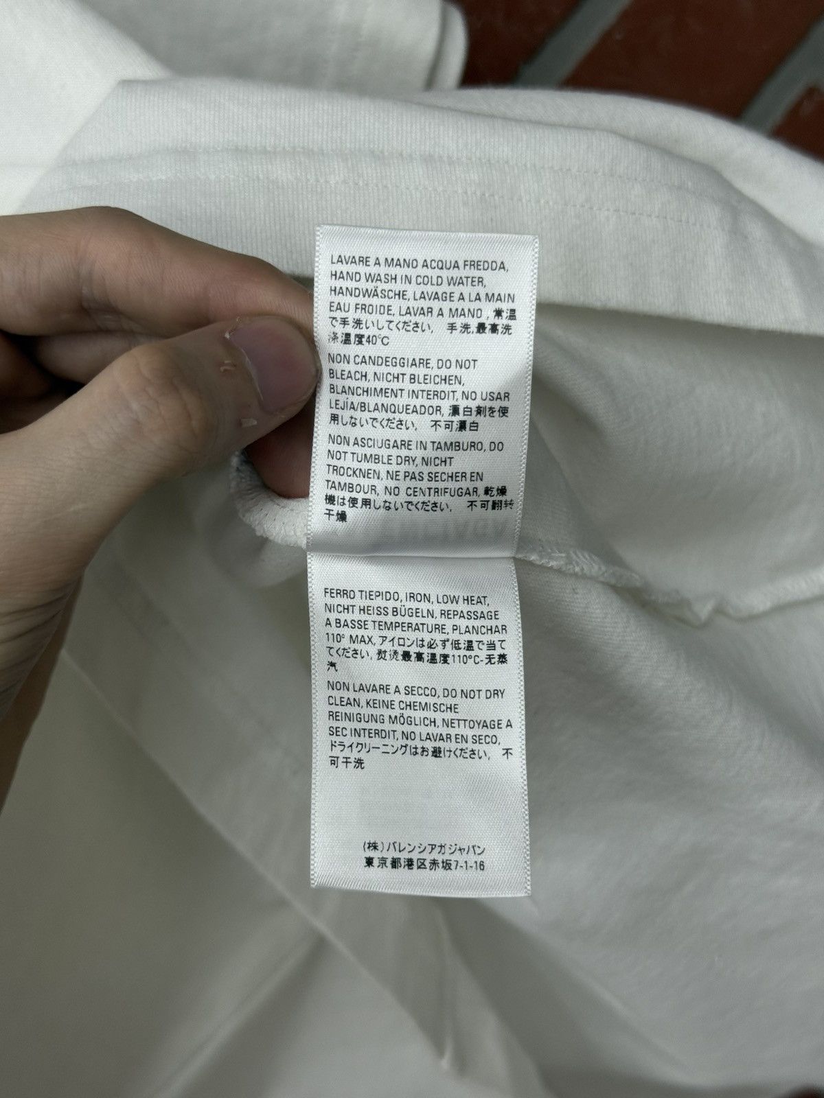 Balenciaga Balenciaga White Tee Shirt Back Logo $695 Retail Size XS Size US XS / EU 42 / 0 - 11 Thumbnail