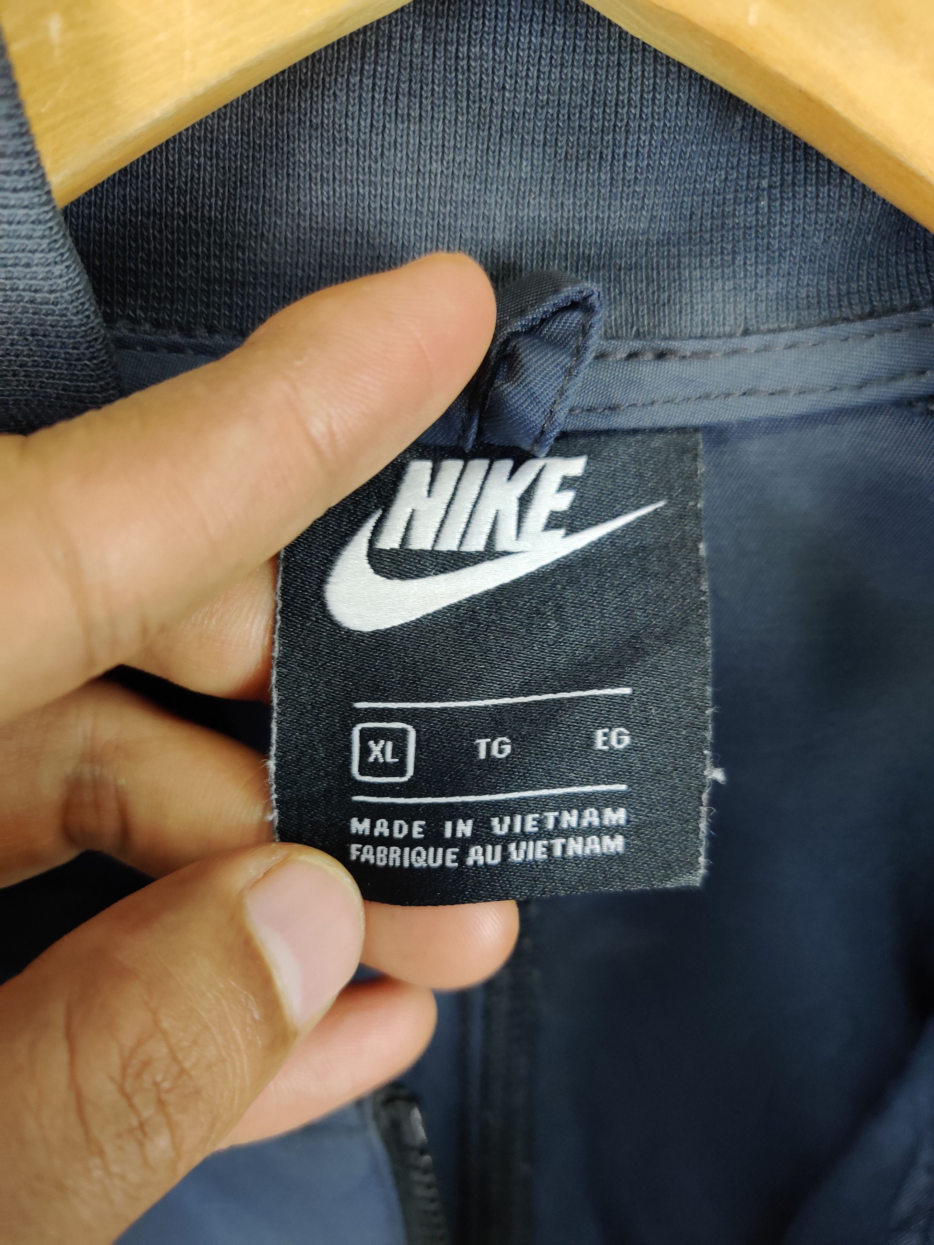 Nike Vintage Nike Zipper Light Jacket Size US XL / EU 56 / 4 - 9 Thumbnail