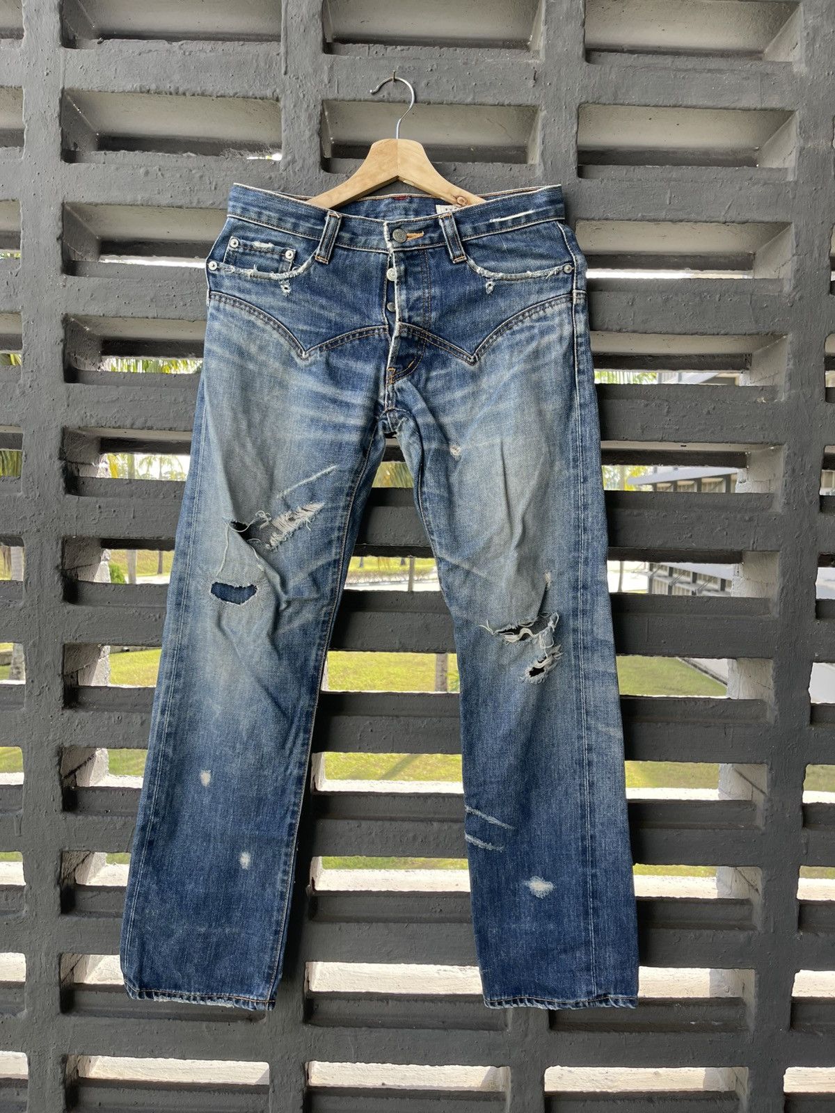 Denime × Japanese Brand Sunaokuwahara issey miyake Distressed Jeans Size US 29 - 1 Thumbnail