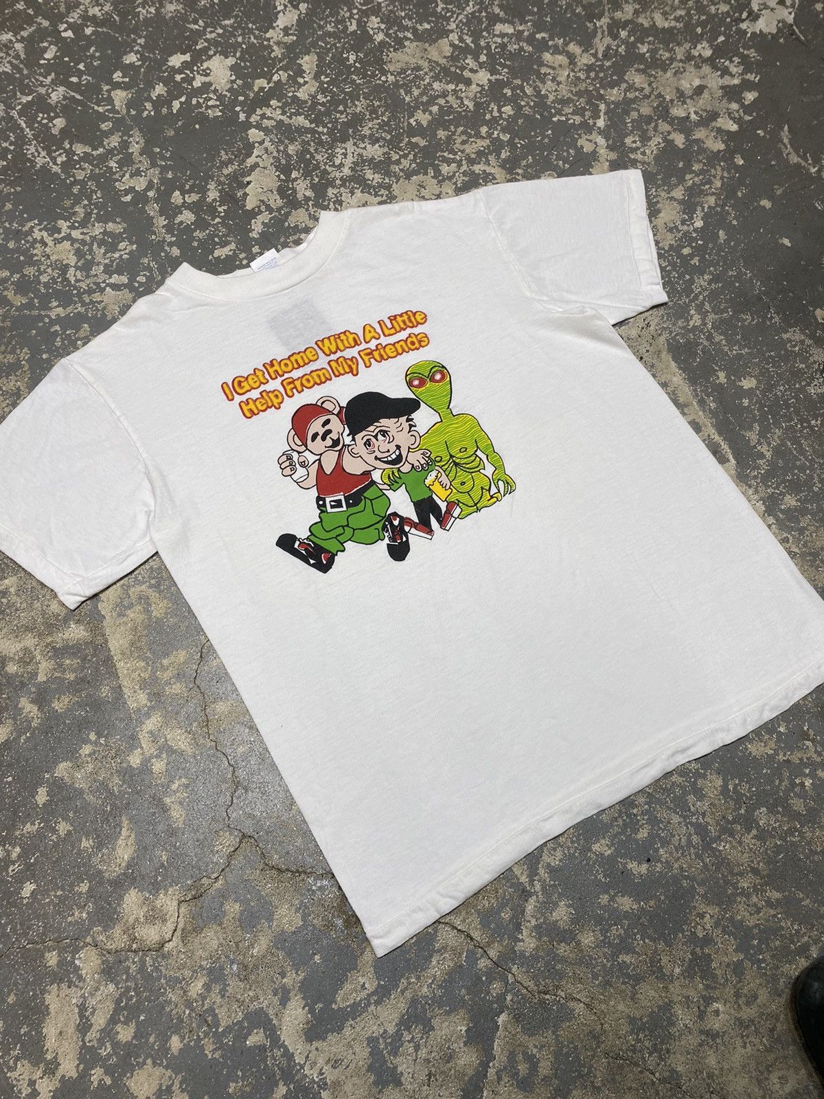 Japanese Brand × Vintage Vintage Get Home With Help From My Friends Beer Drunk Tshirt Size US L / EU 52-54 / 3 - 7 Thumbnail