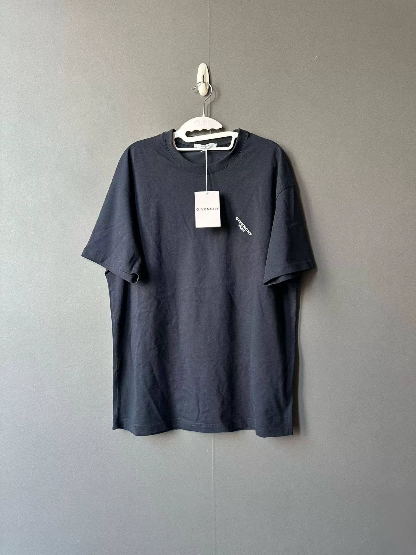 Givenchy Givenchy Embroidered Short Sleeve T-Shirt Size US L / EU 52-54 / 3 - 1 Preview