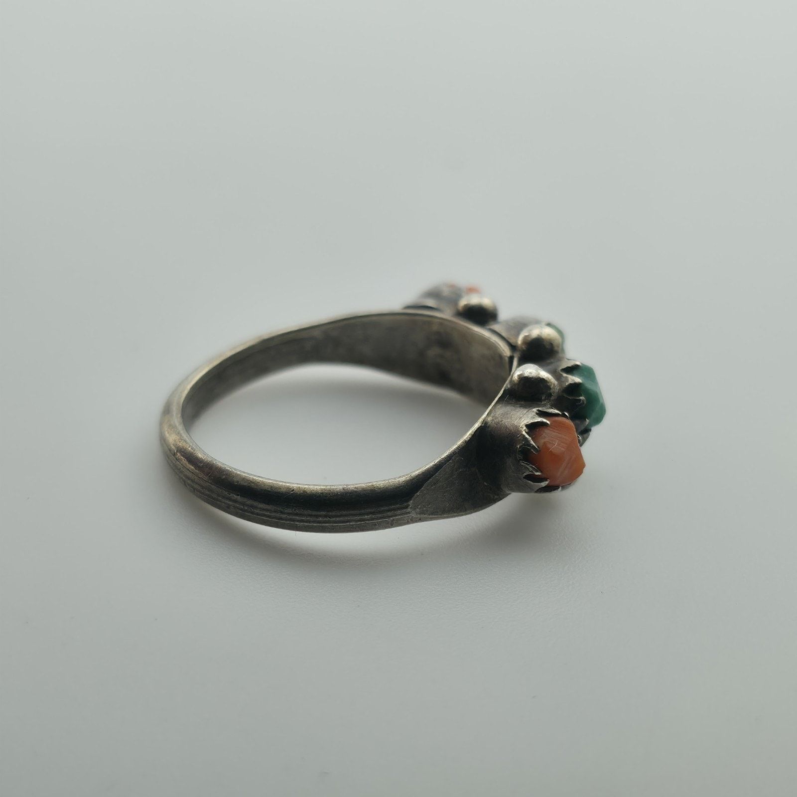 Other Sterling Silver Ring Green Coral turquoise Stone 5.5 Vintage Size ONE SIZE - 6 Thumbnail