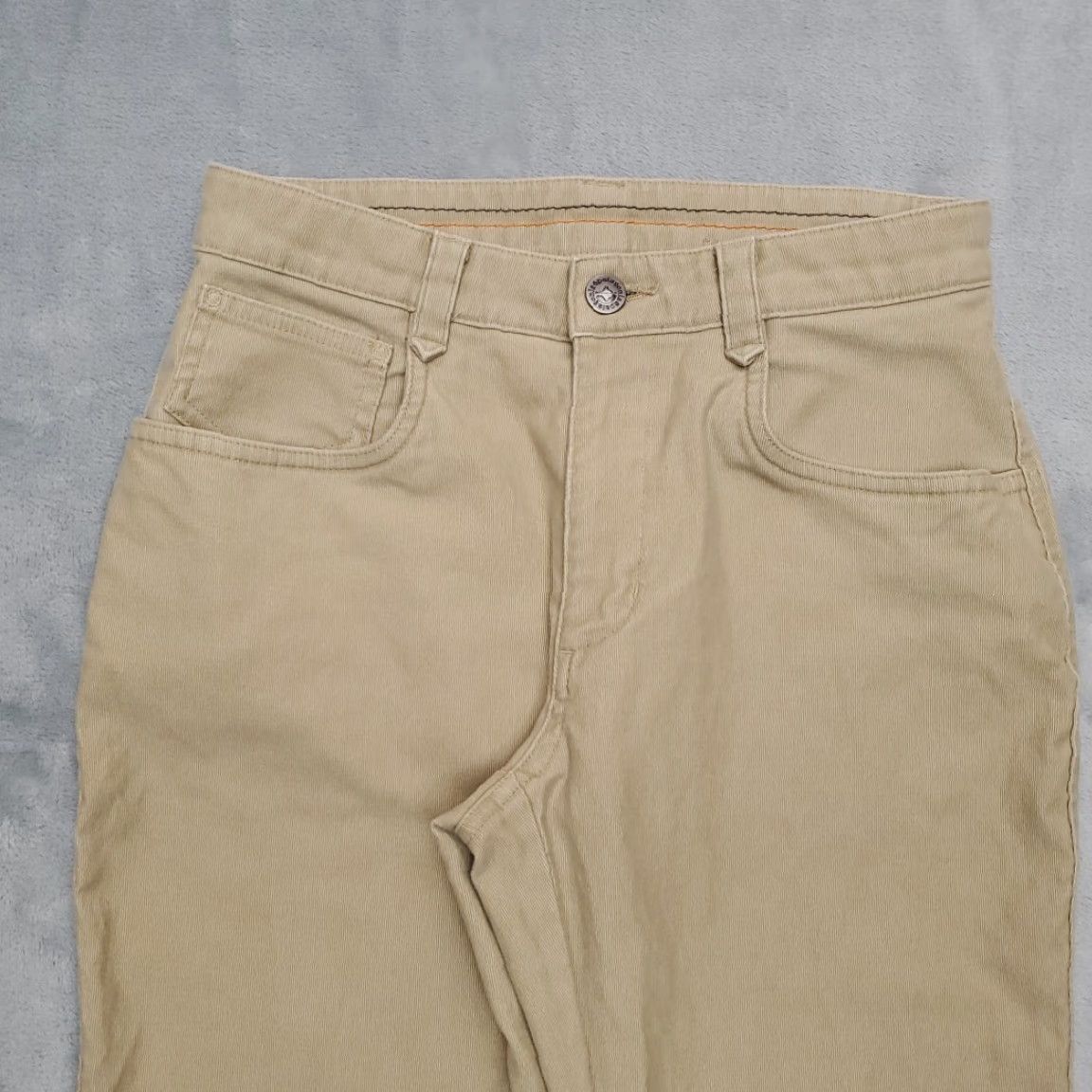 Patagonia VINTAGE Patagonia Pants Womens 27x28 Corduroy Boot Cut Retro 80s 90s Beige Pockets Chino Cotton Solid Front Zip Womens Size 27" / US 4 / IT 40 - 3 Thumbnail