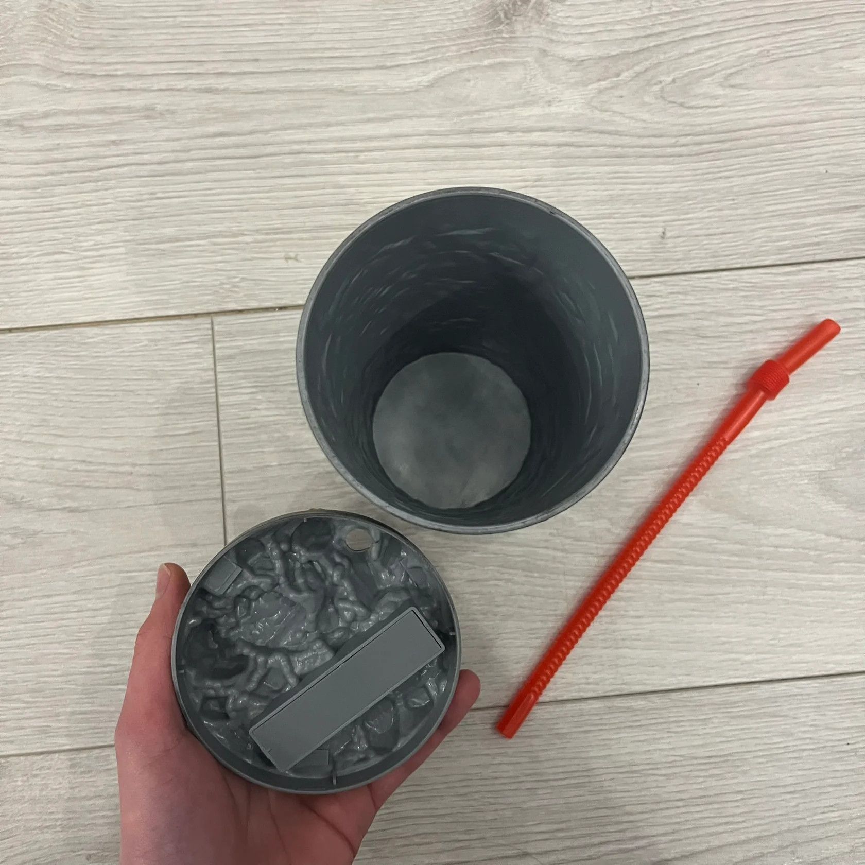Marvel Comics Captain America: Red Hulk Tumbler Regal Cinemas Exclusive Size ONE SIZE - 6 Thumbnail