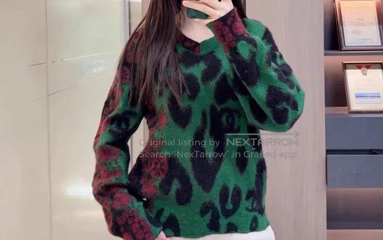 Chanel Chanel Green sweater Size XS / US 0-2 / IT 36-38 - 1 Thumbnail