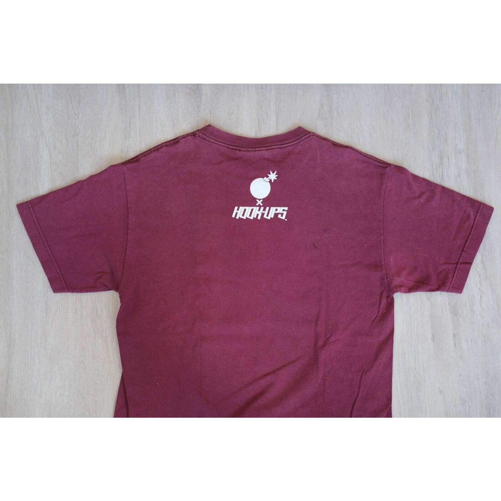 The Hundreds Vintage 2000s The Hundreds Hook-Ups Tee Unisex Medium Red Size US M / EU 48-50 / 2 - 3 Thumbnail
