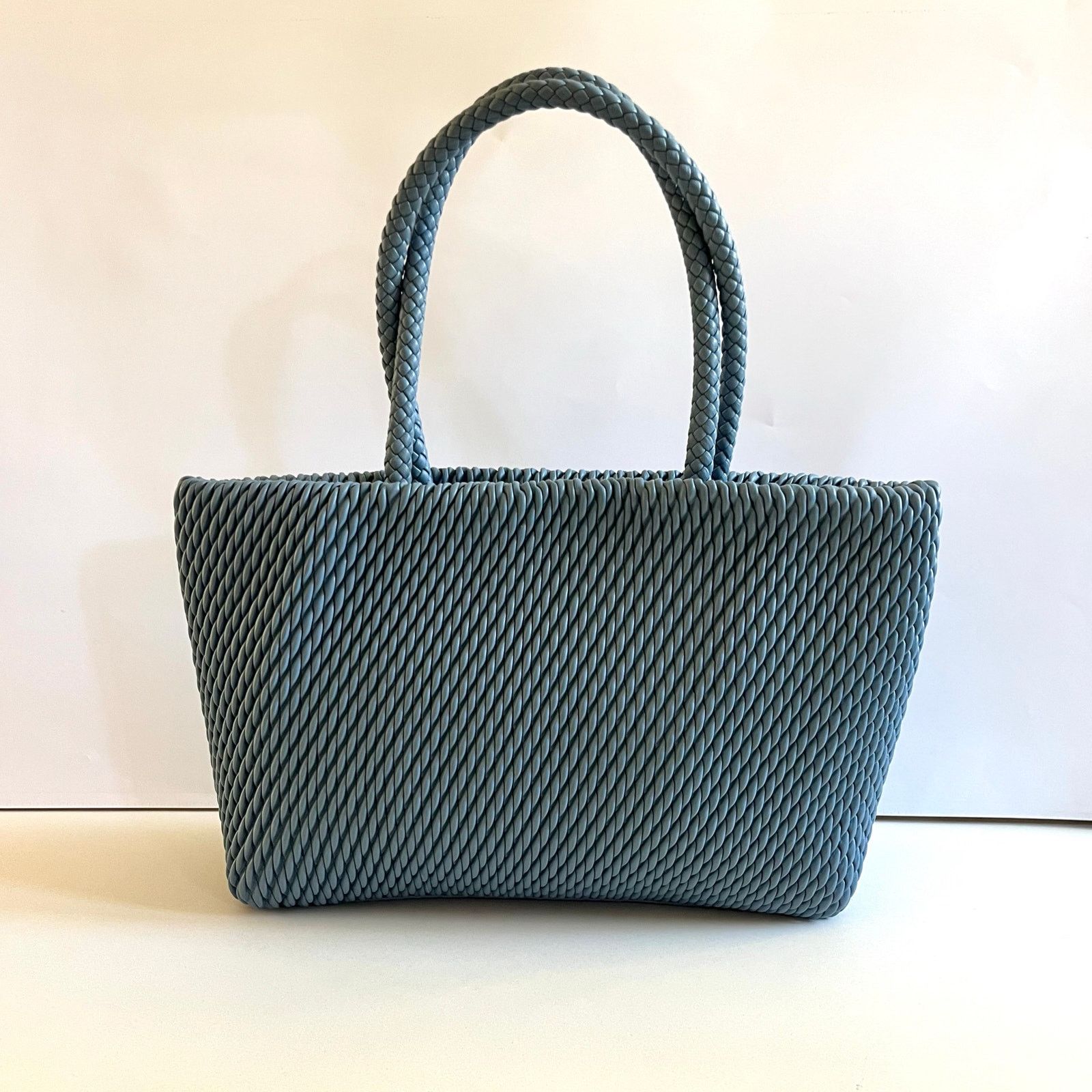Sam Edelman SAM EDELMAN NWT Julia Quilted Shoulder Tote Bag, SOLD OUT Size ONE SIZE - 7 Thumbnail
