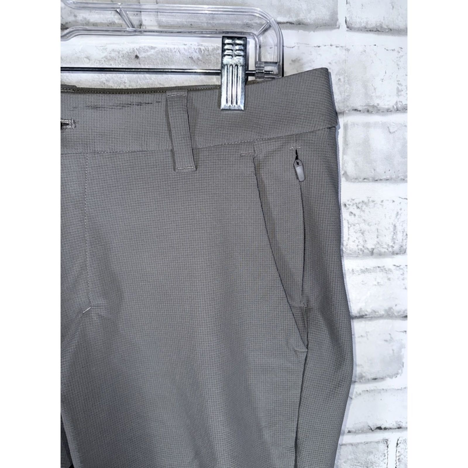 Lululemon Lululemon Golf Style Pants Mens Gray 31x30 Size US 31 - 2 Thumbnail