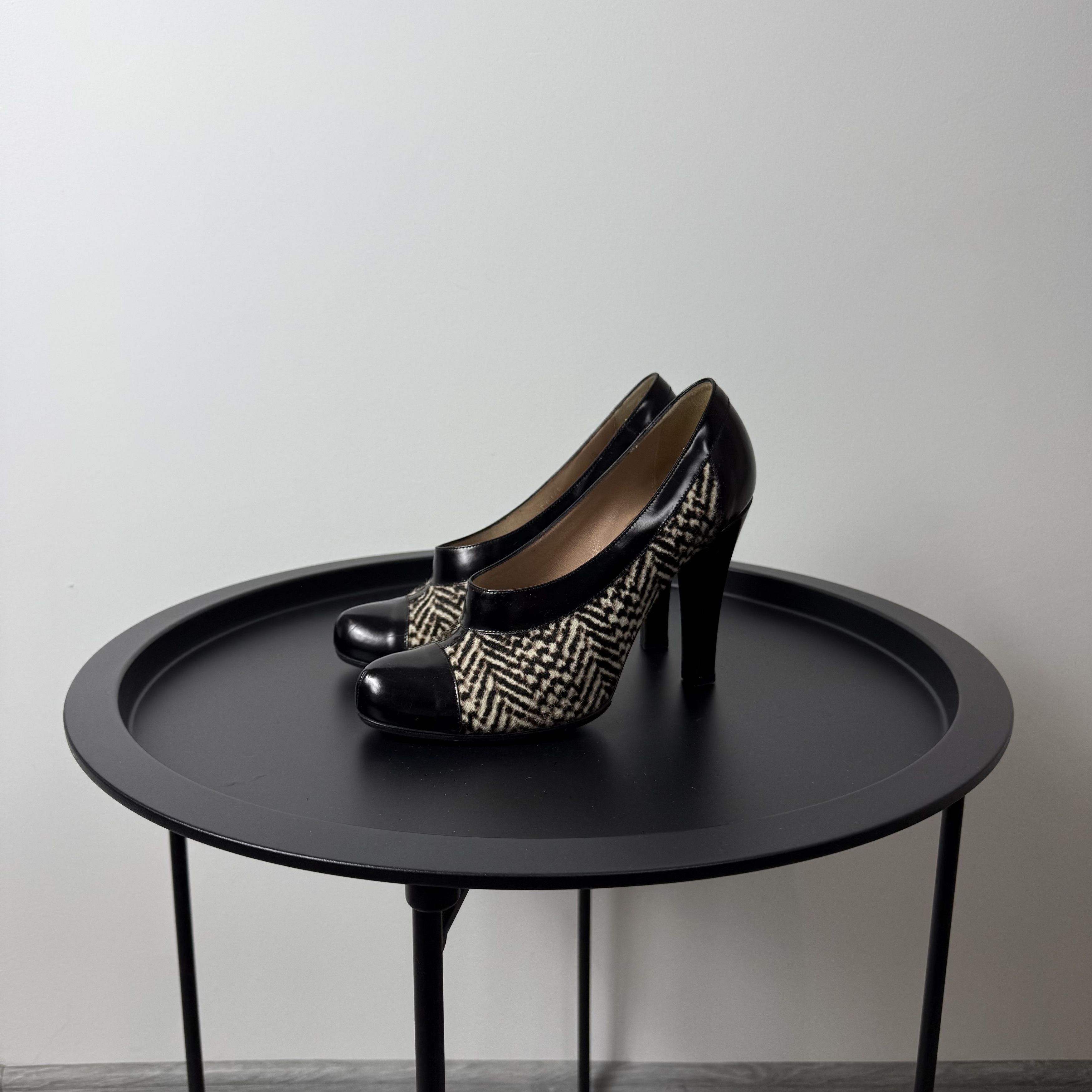 Emporio Armani Vintage Emporio Armani Rare Women's Heels Made in Italy Size US 8 / IT 38 - 1 Thumbnail