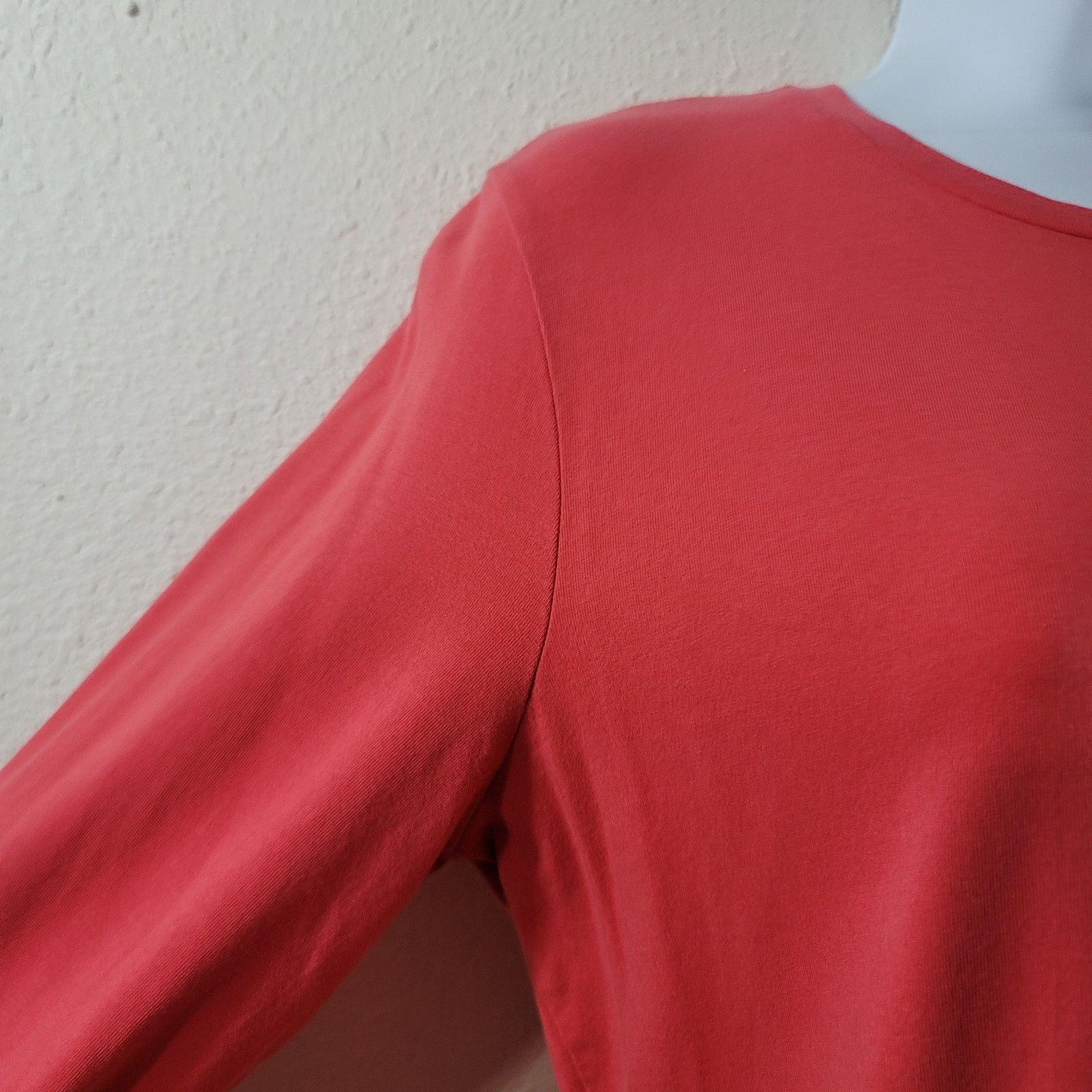 Chicos Chico's Orange Salmon Ultimate Tee Top 1 Medium Lightweight Size M / US 6-8 / IT 42-44 - 2 Thumbnail