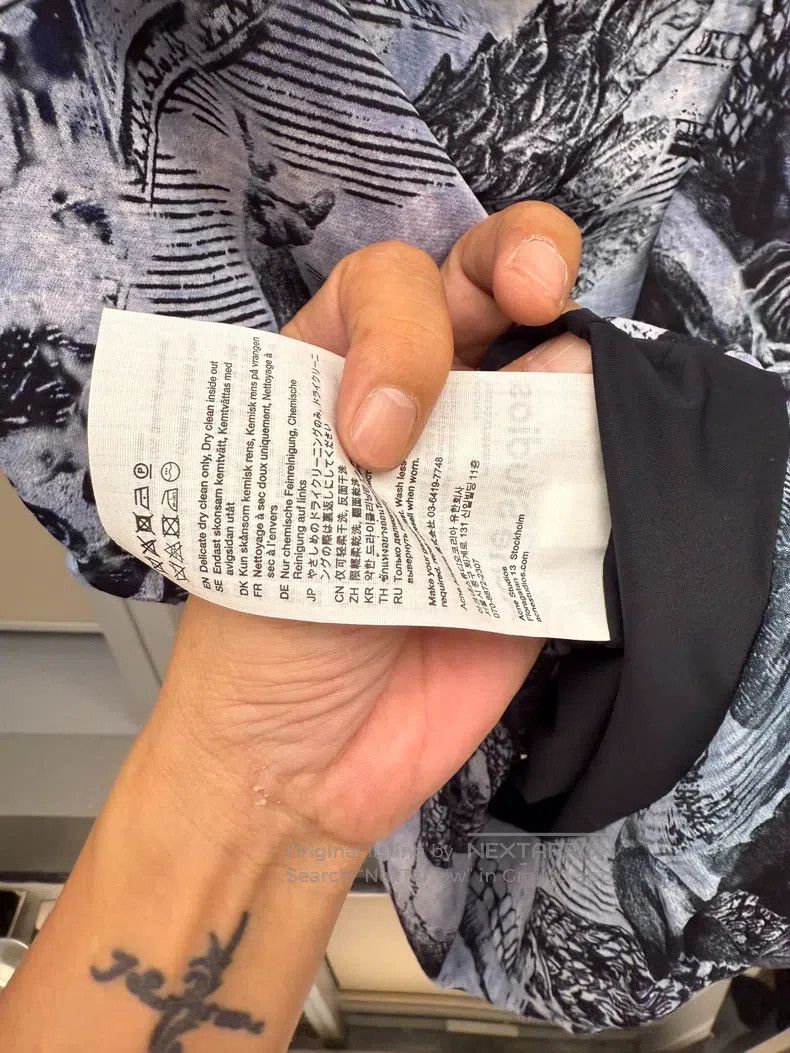 Acne Studios Acne Studios Spring/Summer 25 Sleeveless Printed T-Shirt Size 4XL / US 24-26 - 8 Thumbnail