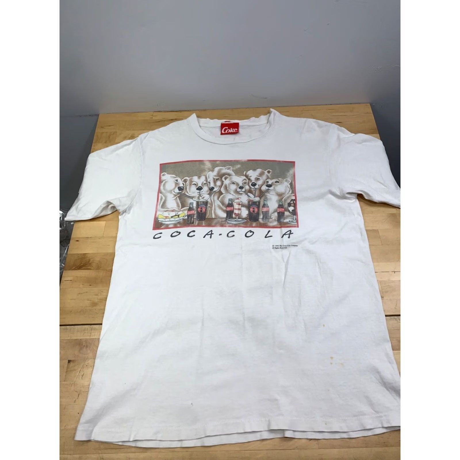 Vintage VINTAGE Coca-Cola Shirt Men XL White 90s USA Polar Bears Logo Graphic Print Short Sleeve Crew Neck T-Shirt ML Mens 1990s Size US XL / EU 56 / 4 - 4 Thumbnail