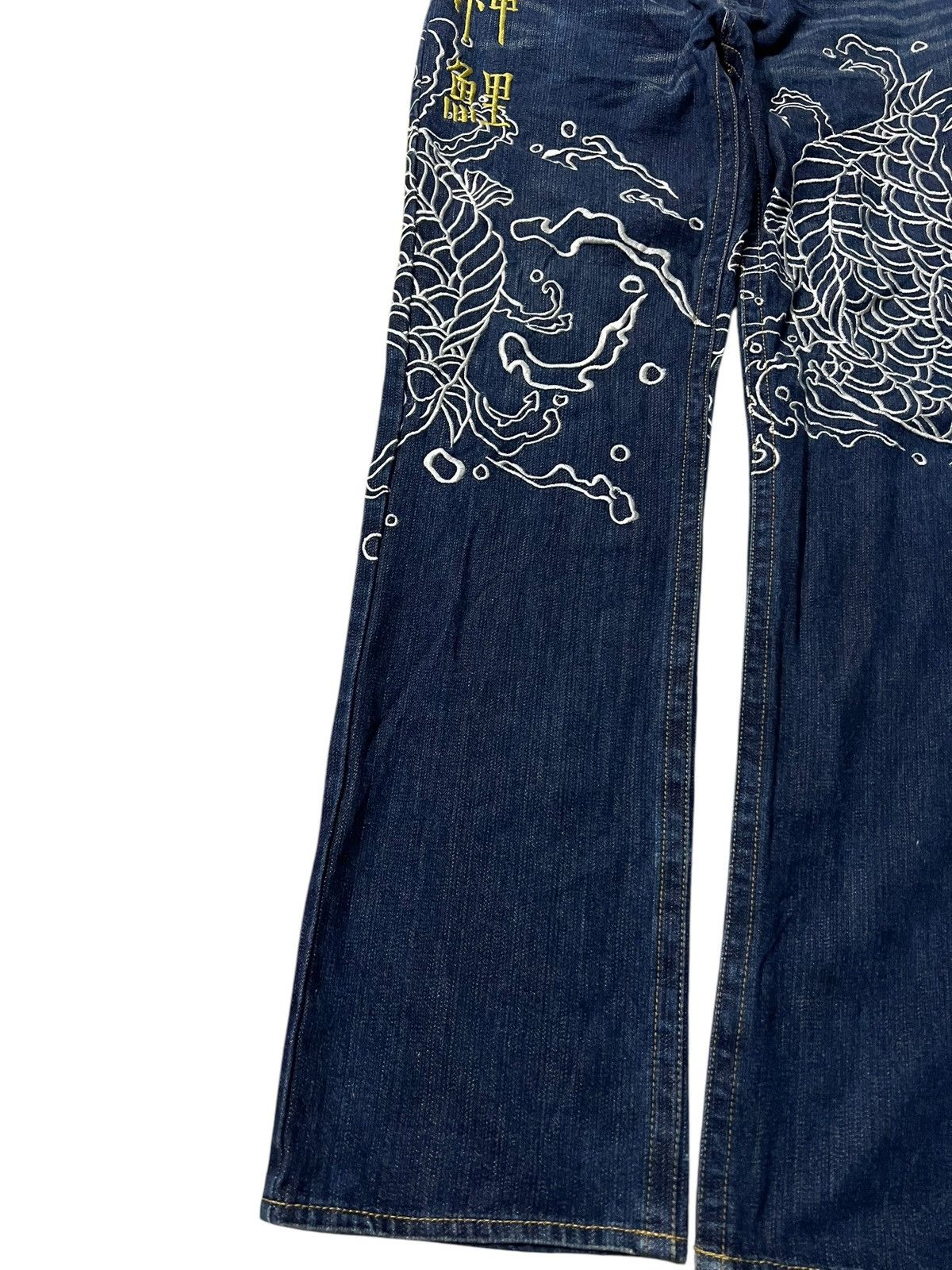 Japanese Brand VINTAGE JAPANESE BRAND SUKAJAN KOI FISH EMBROIDERY JEANS Size US 34 / EU 50 - 3 Thumbnail