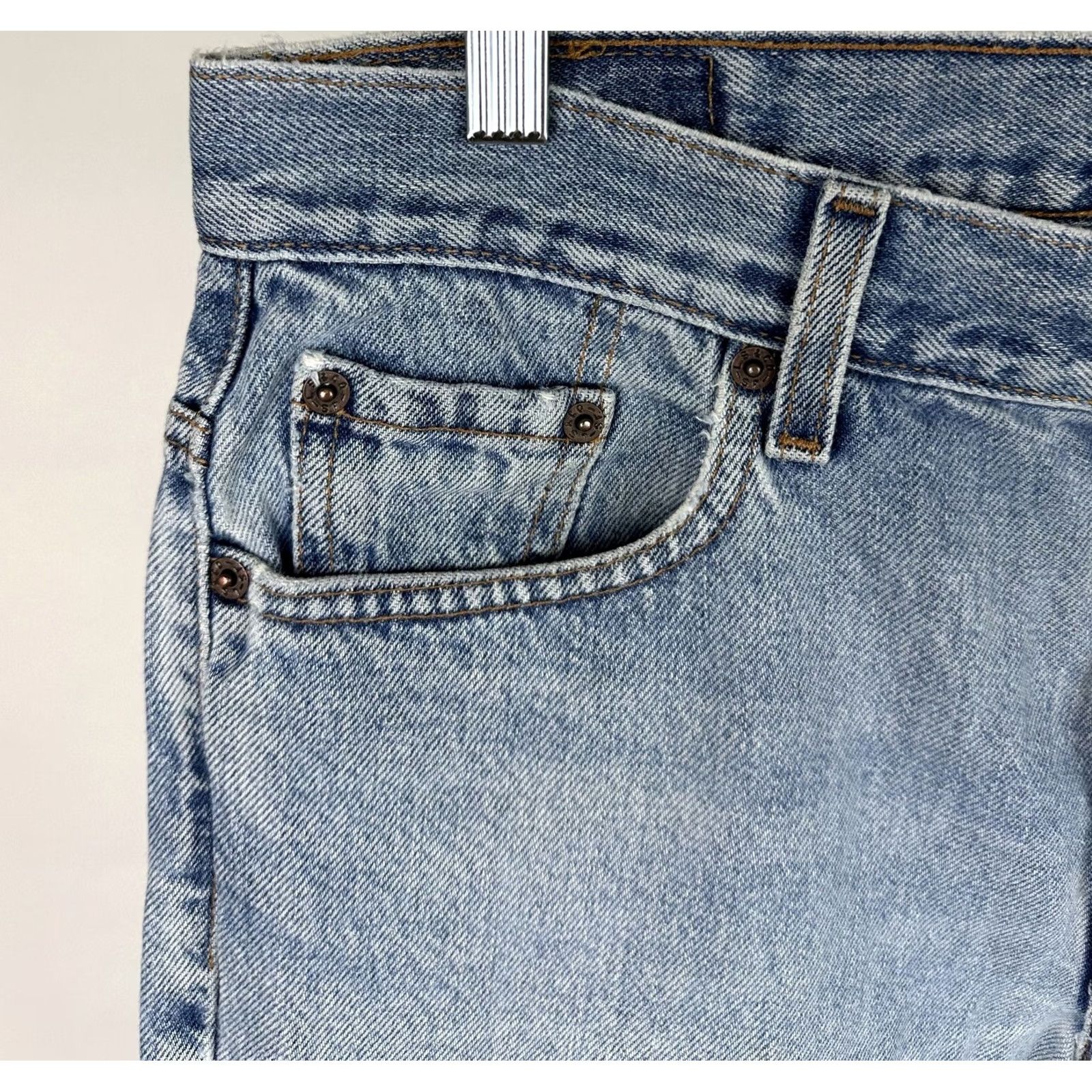 Levi's VINTAGE Levi's 505 Jeans Womens M Jeans Slim Mid Rise Blue 80s 90s Distressed Jeans Womens Mens? Size 32" / US 10 / IT 46 - 4 Thumbnail