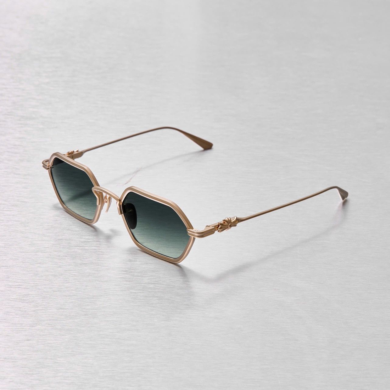 Chrome Hearts CHROME HEARTS DATASS MATTER GOLD PLATED SUNGLASSES Size ONE SIZE - 1 Thumbnail
