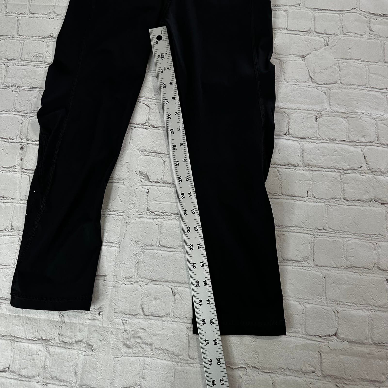 Lululemon lululemon leggings size 2 Size 26" / US 2 / IT 38 - 8 Thumbnail