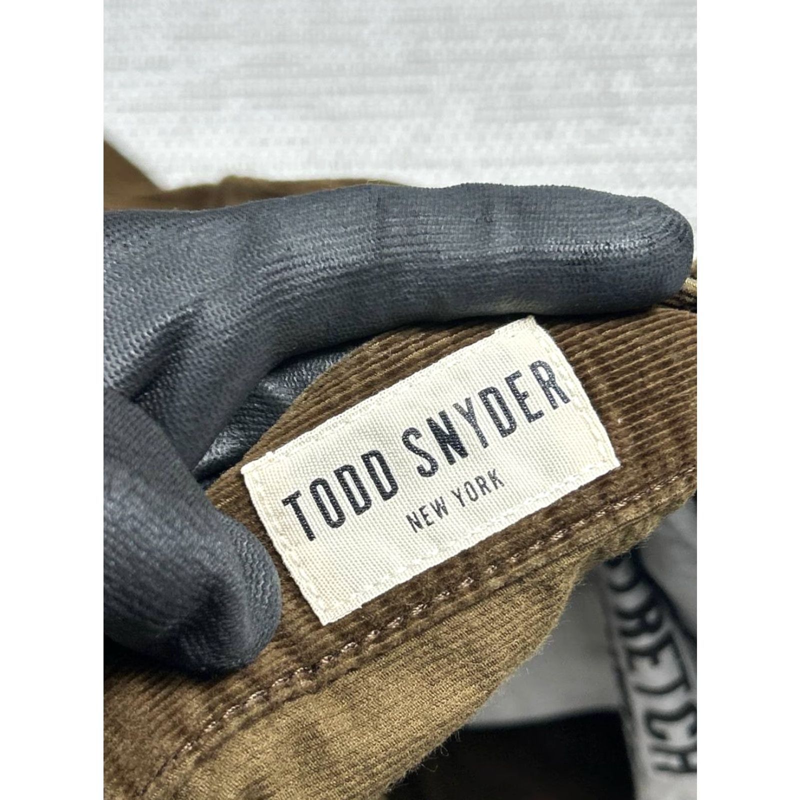 Todd Snyder Todd Snyder New York Corduroy Pants Mens 31 Brown Stretch Mid Rise Straight Leg Size US 31 - 6 Thumbnail