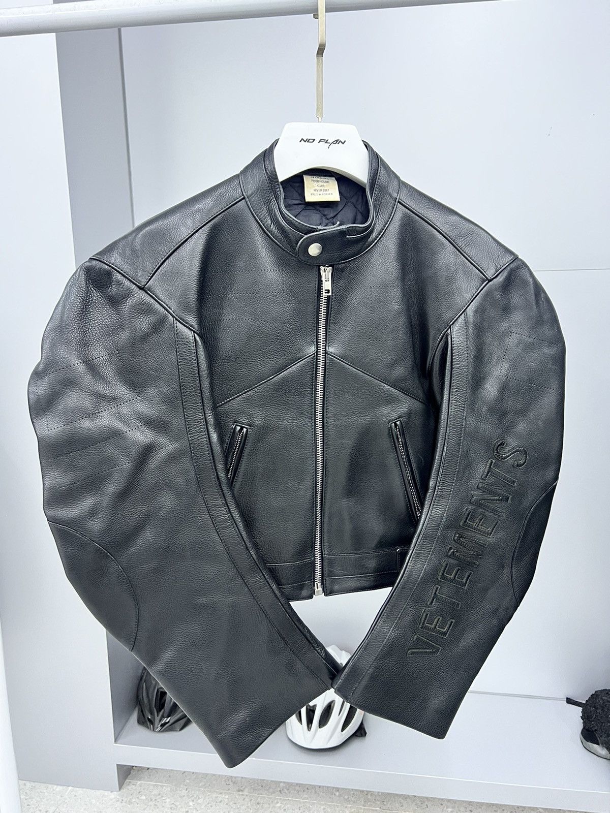 Vetements VETEMENTS 2017 Cropped Racing Moto Jacket Size US L / EU 52-54 / 3 - 3 Thumbnail